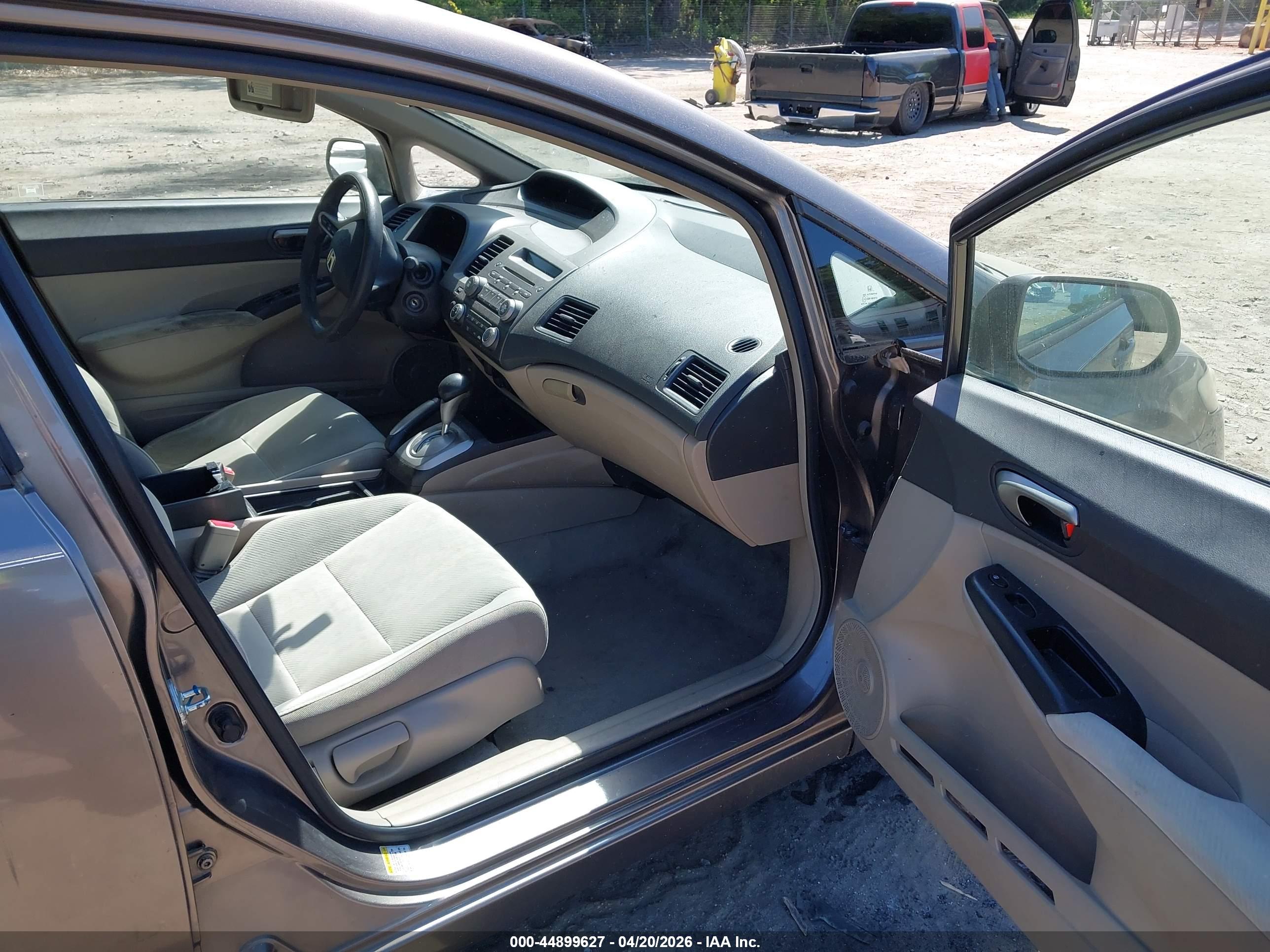 HONDA CIVIC image 5