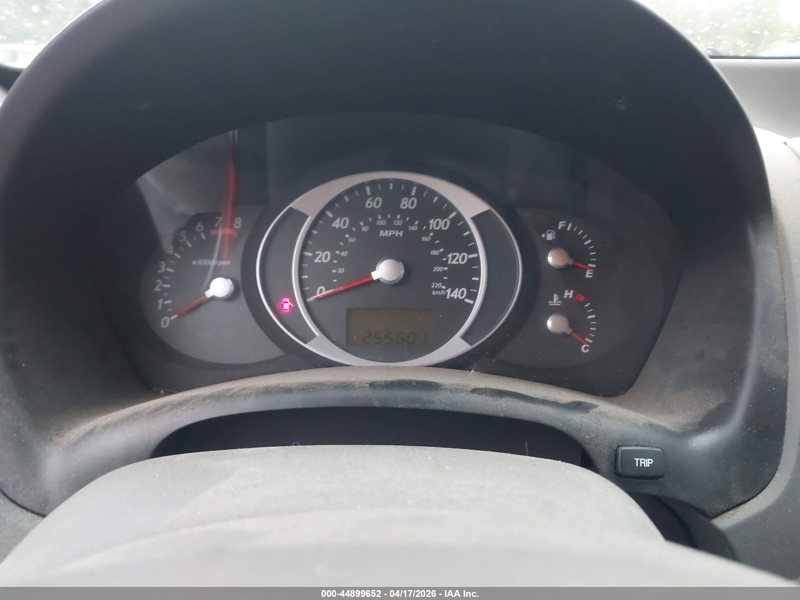 HYUNDAI TUCSON image 7