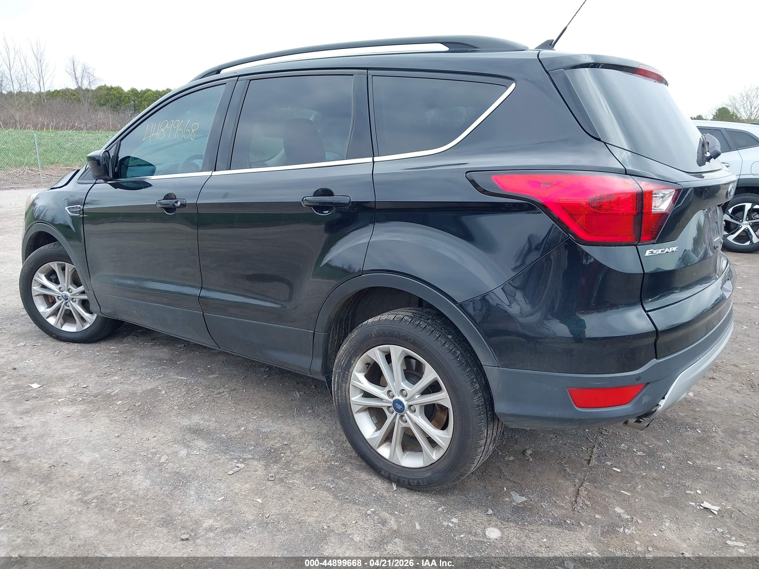 FORD ESCAPE image 3