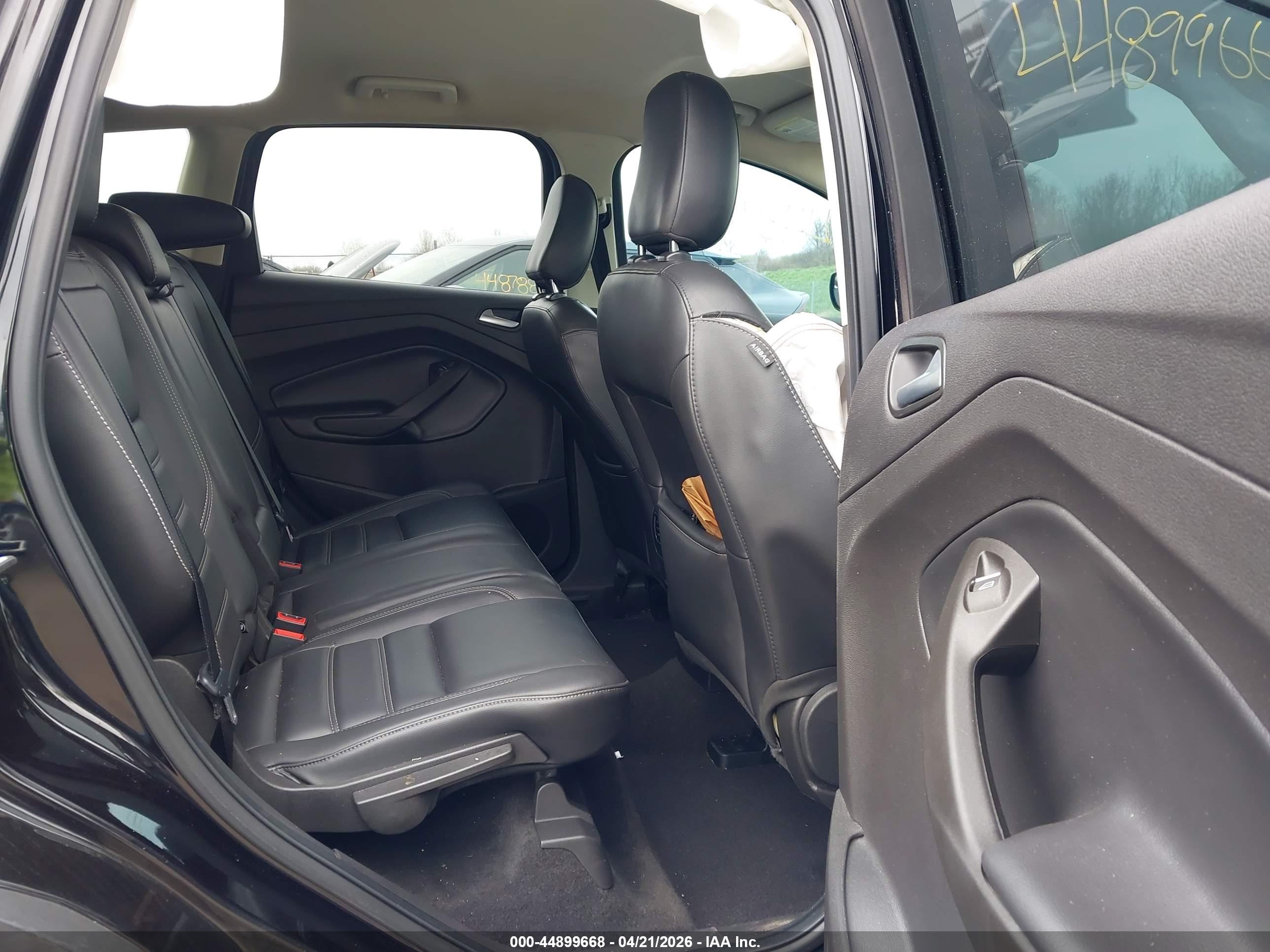 FORD ESCAPE image 8