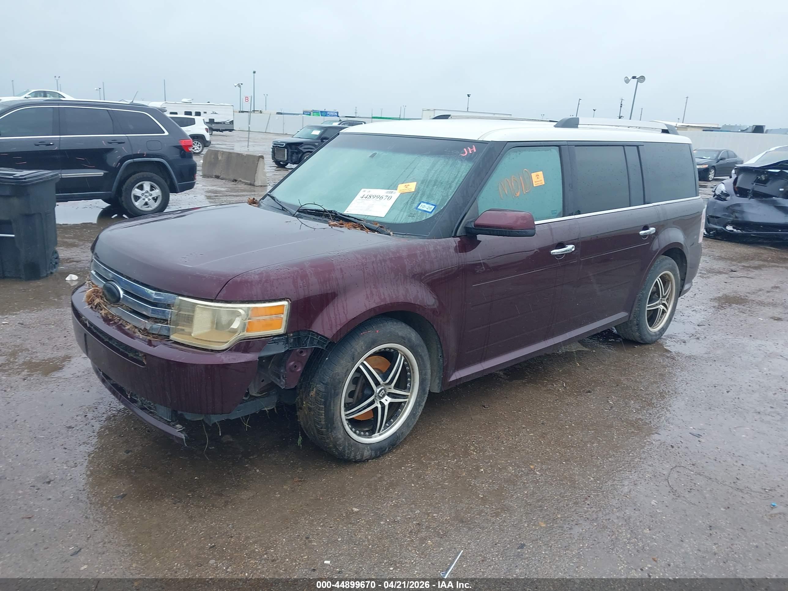 FORD FLEX image 2