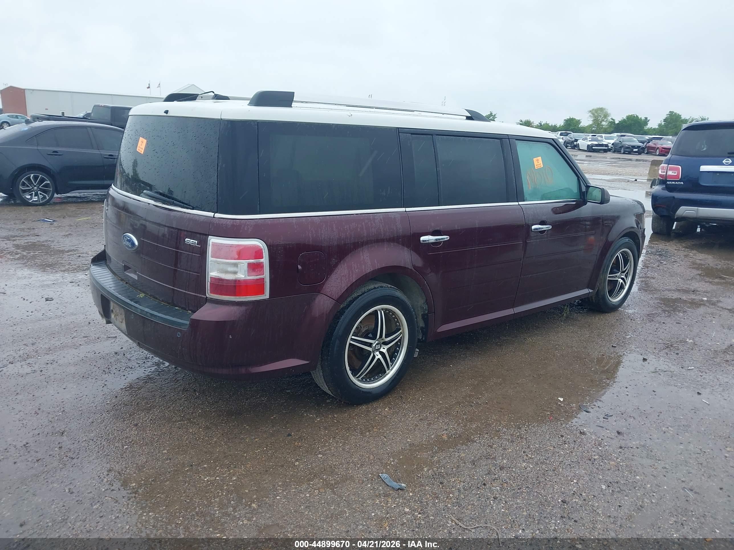 FORD FLEX image 4