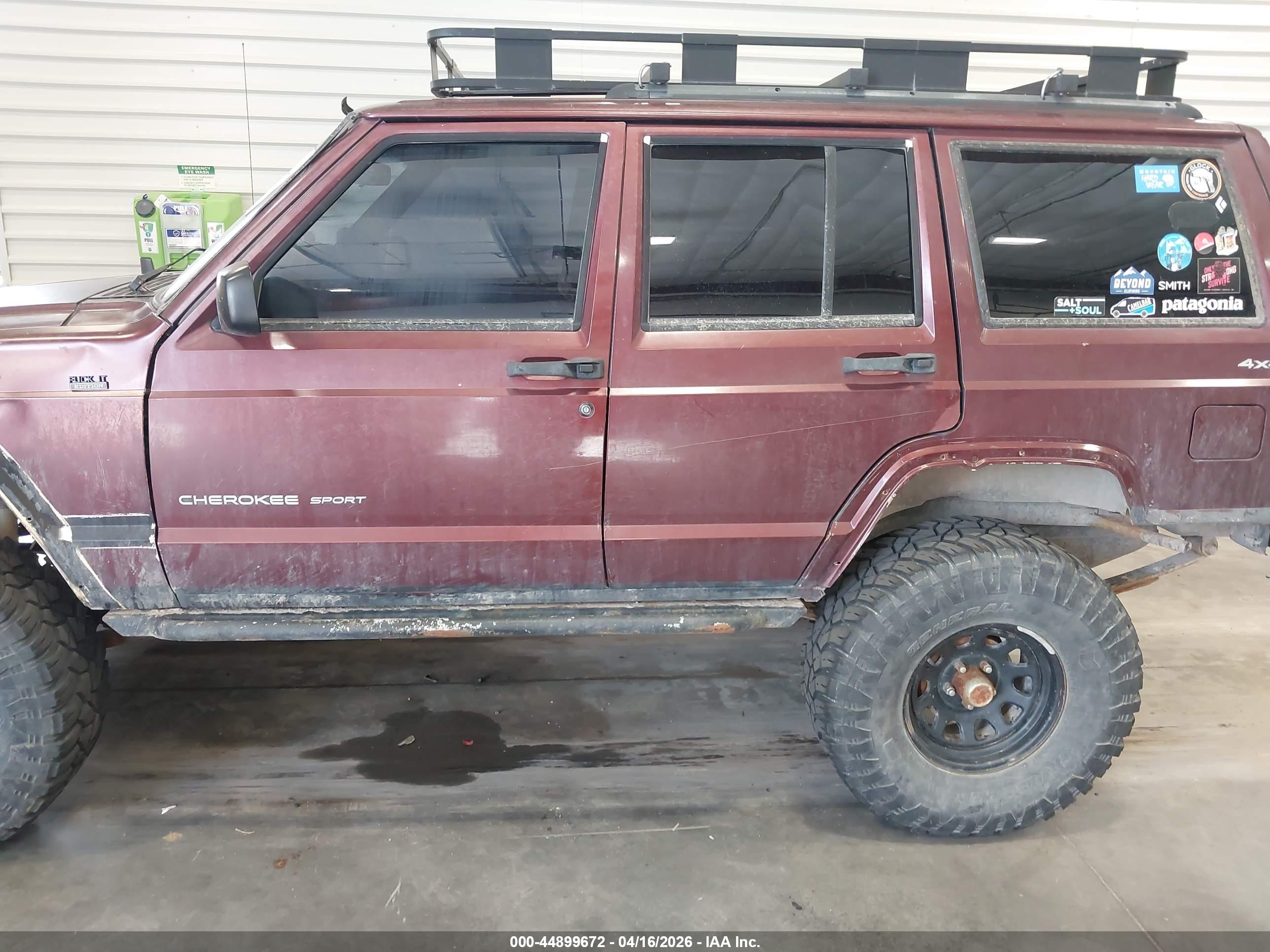 JEEP CHEROKEE image 6