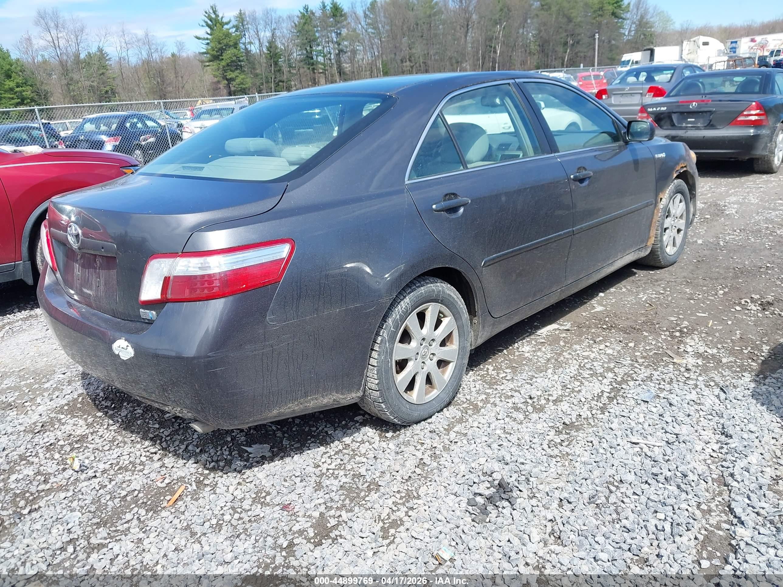 TOYOTA CAMRY image 4