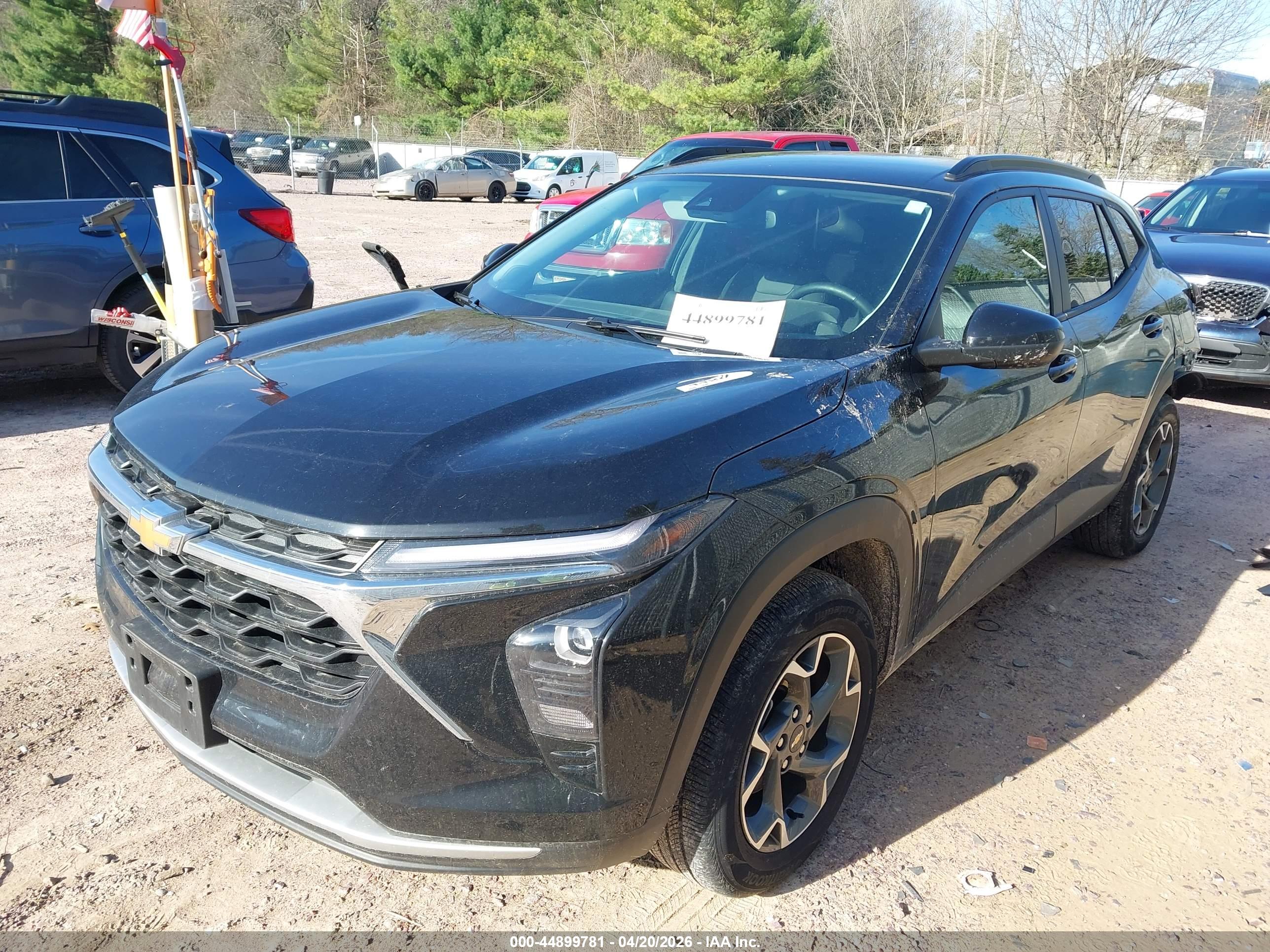 CHEVROLET TRAX image 2