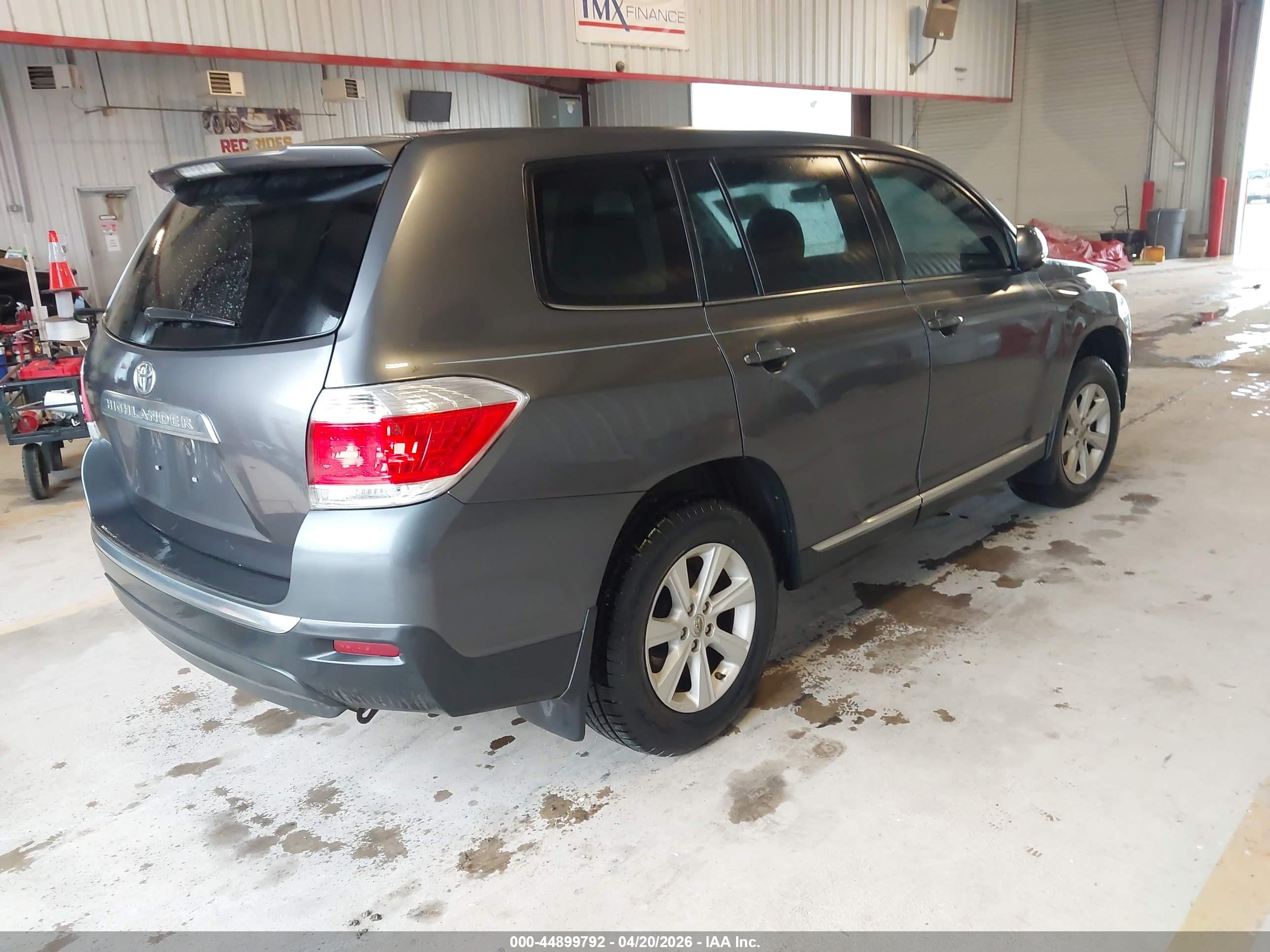 TOYOTA HIGHLANDER image 4