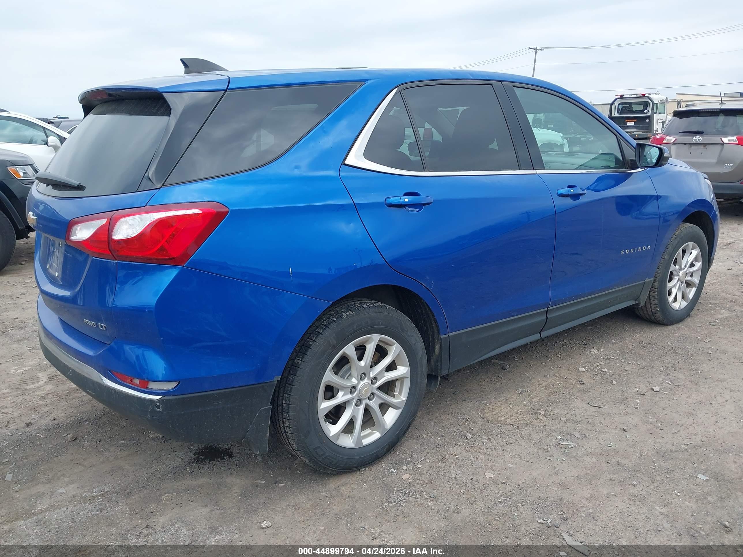 CHEVROLET EQUINOX image 4