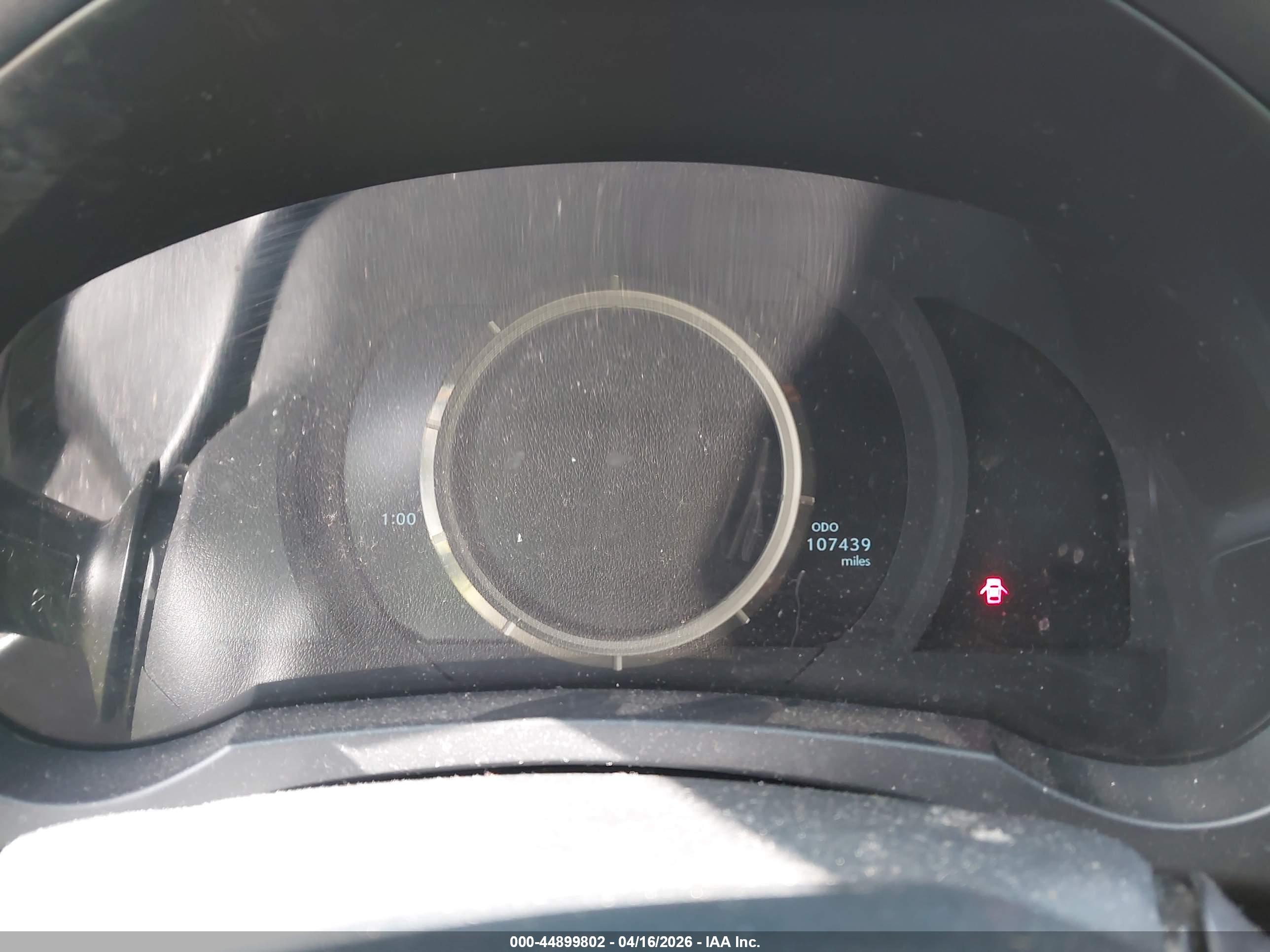 LEXUS IS image 7