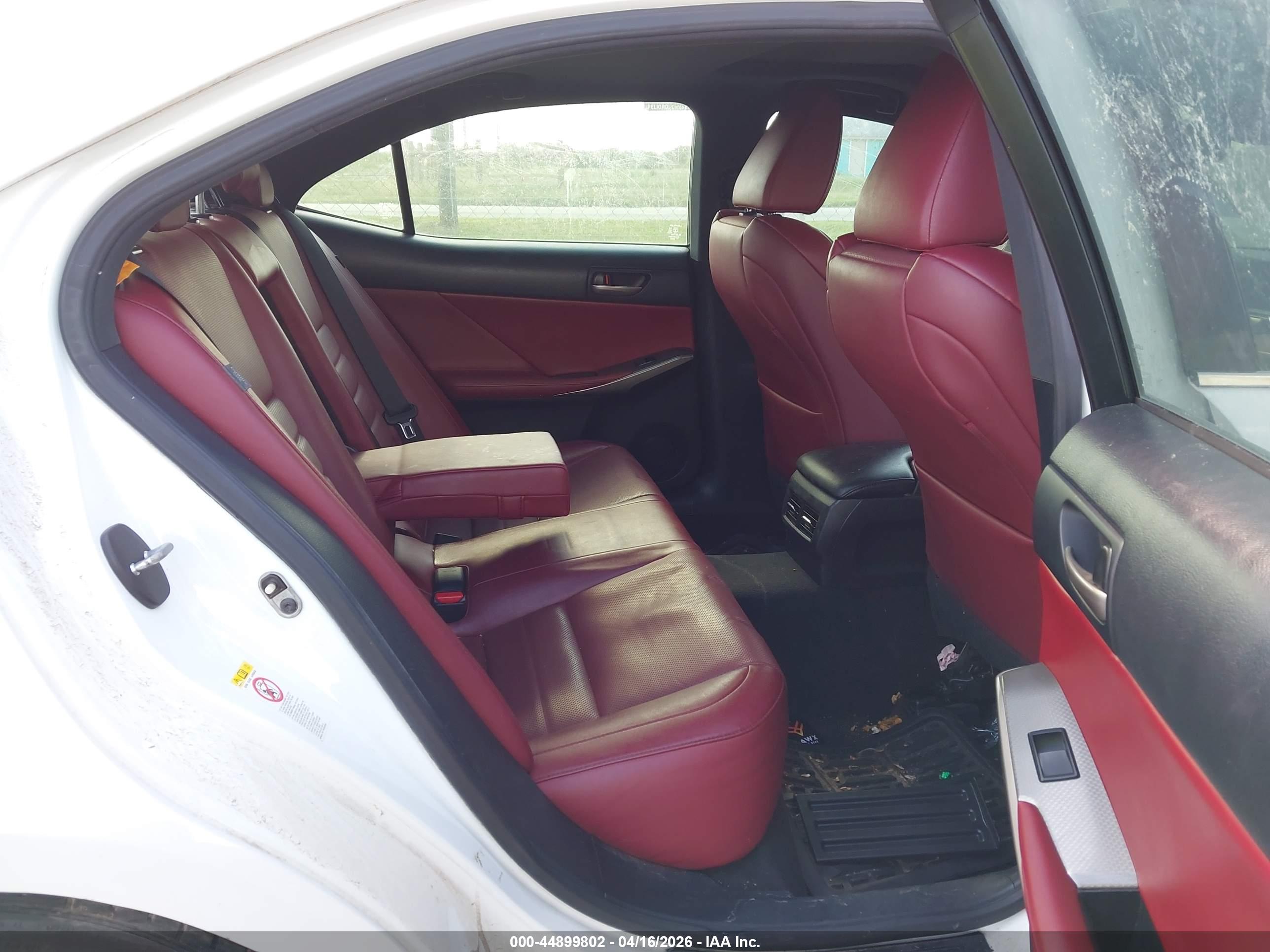 LEXUS IS image 8
