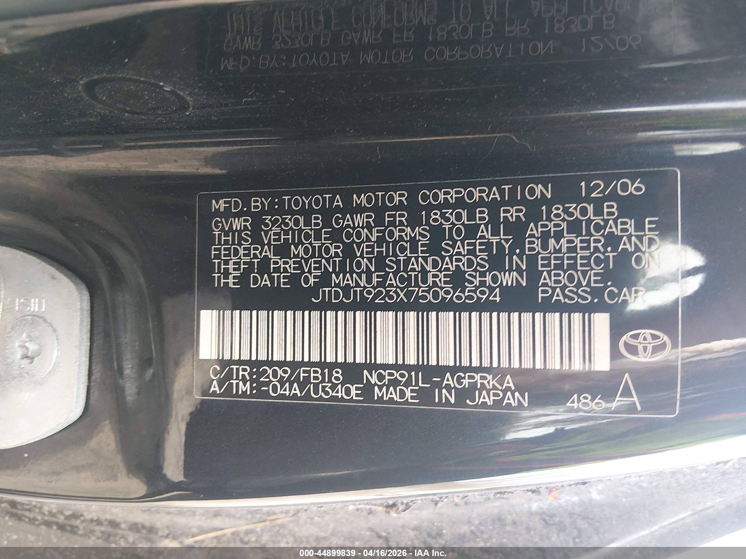 TOYOTA YARIS image 9