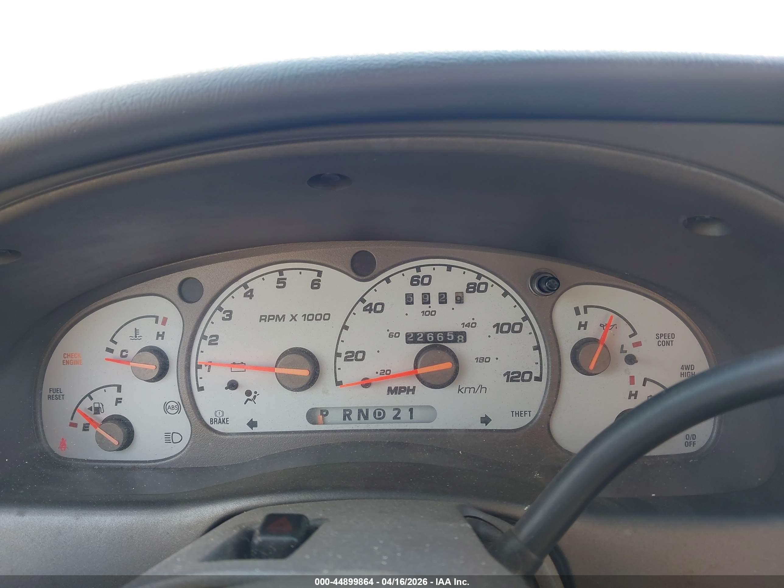 FORD EXPLORER image 7