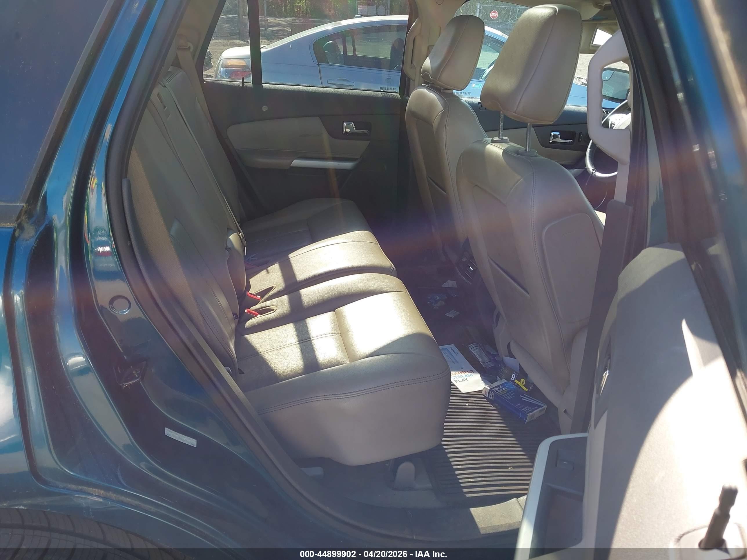 FORD EDGE image 8
