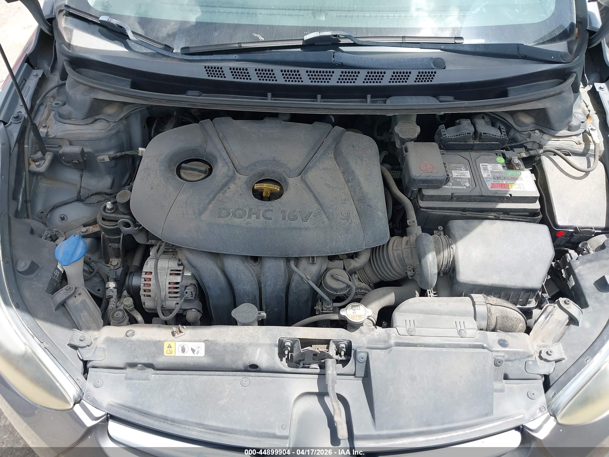 HYUNDAI ELANTRA image 10