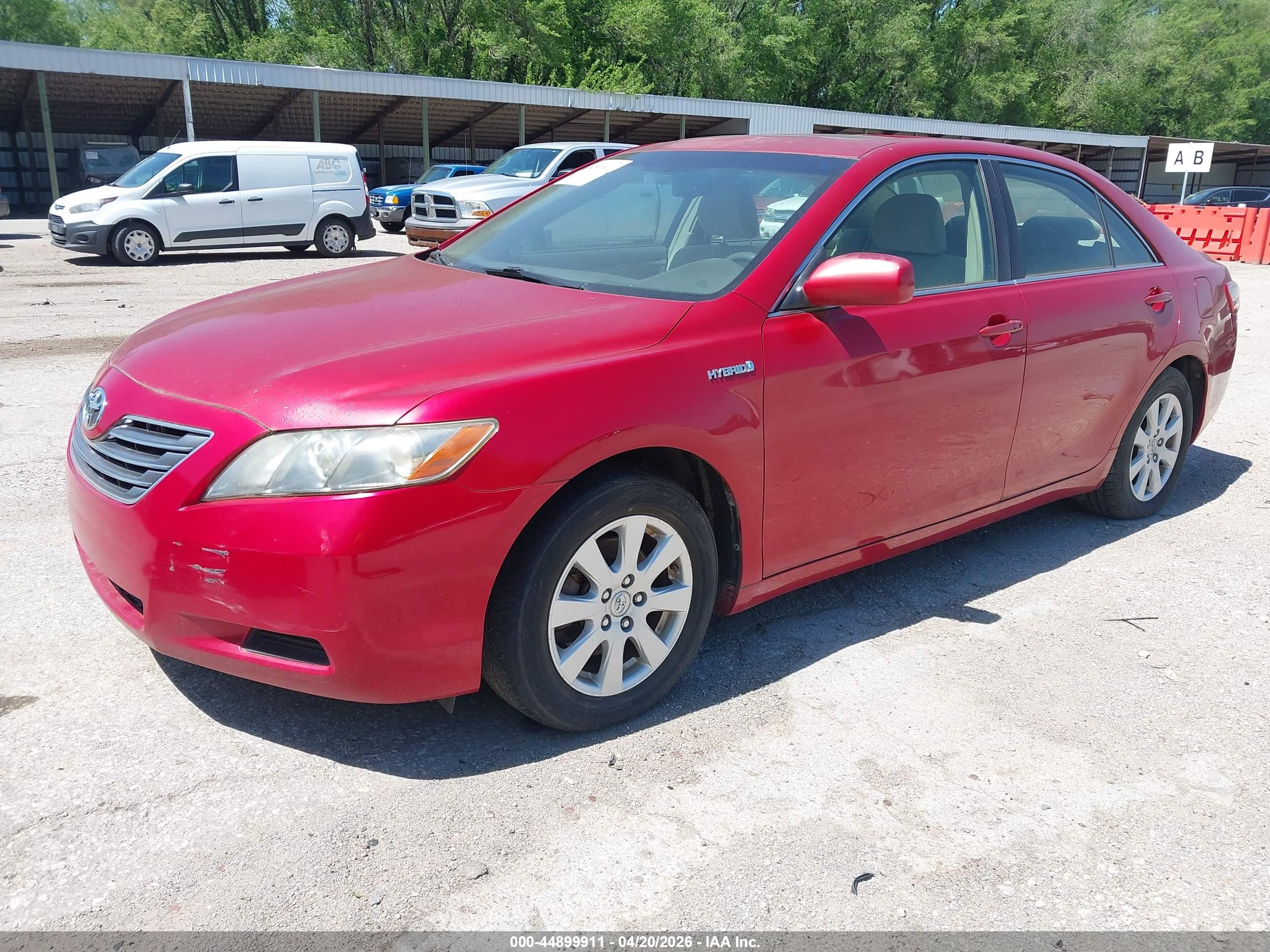 TOYOTA CAMRY image 2