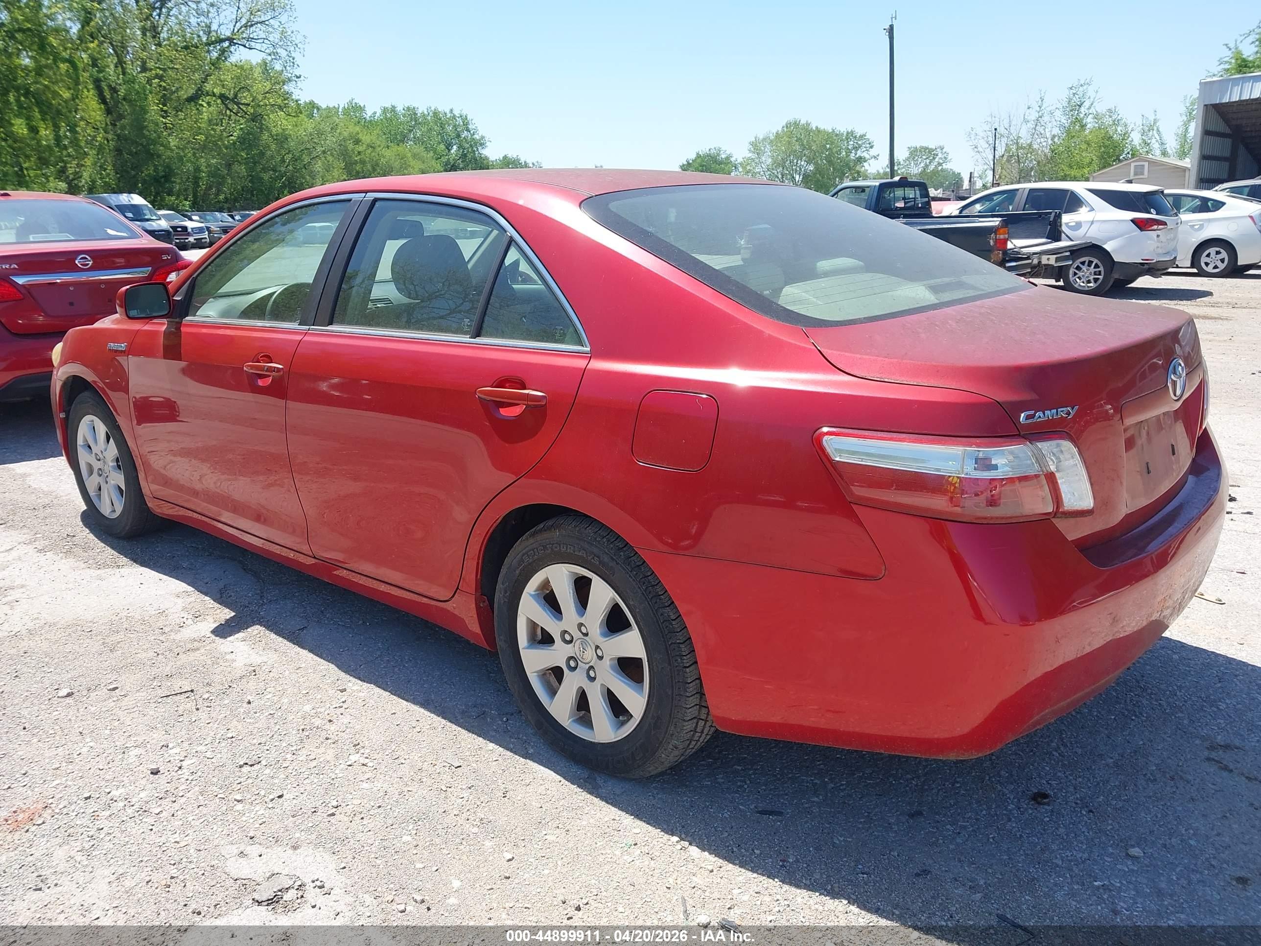 TOYOTA CAMRY image 3