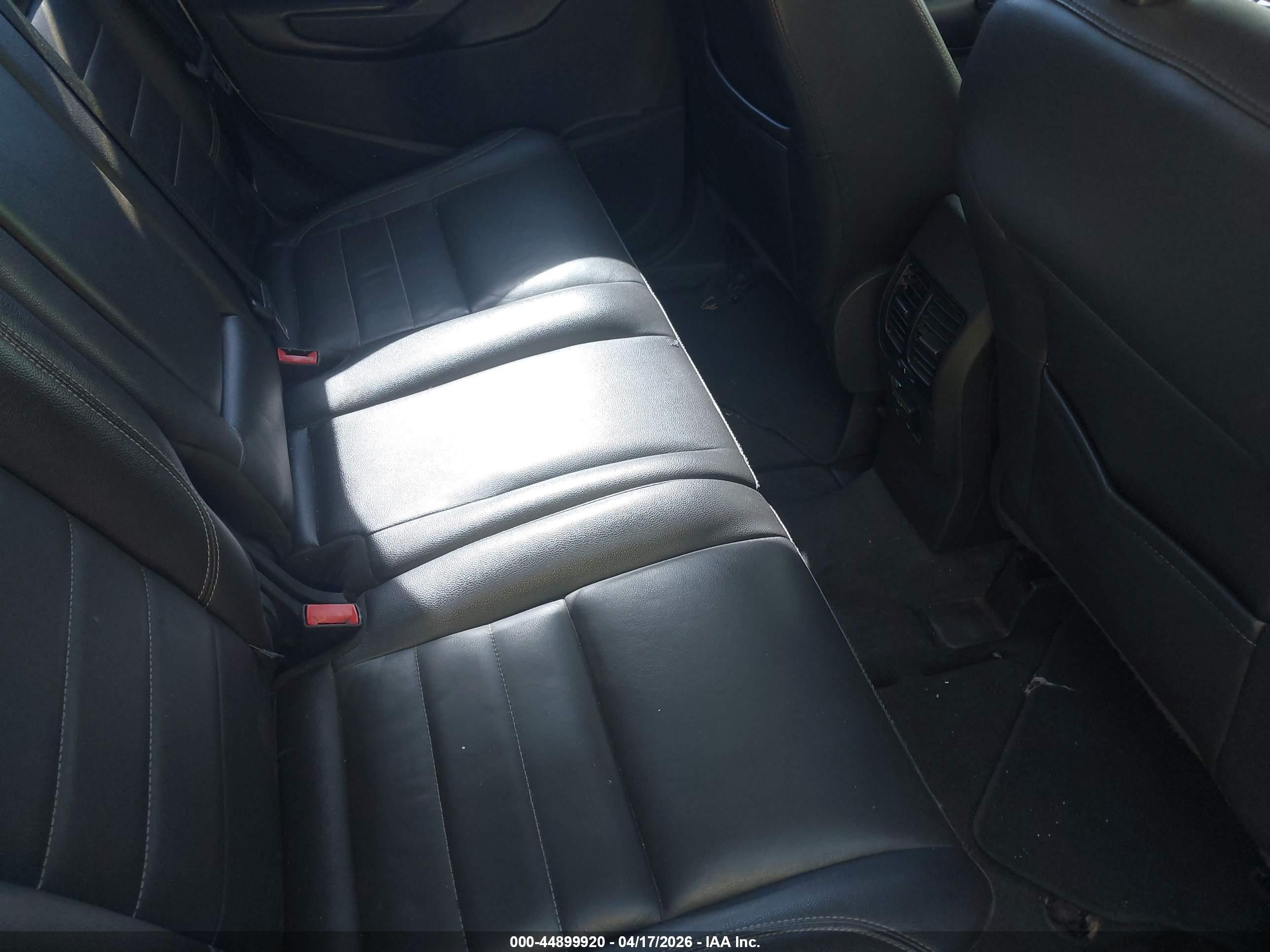 FORD C-MAX image 8