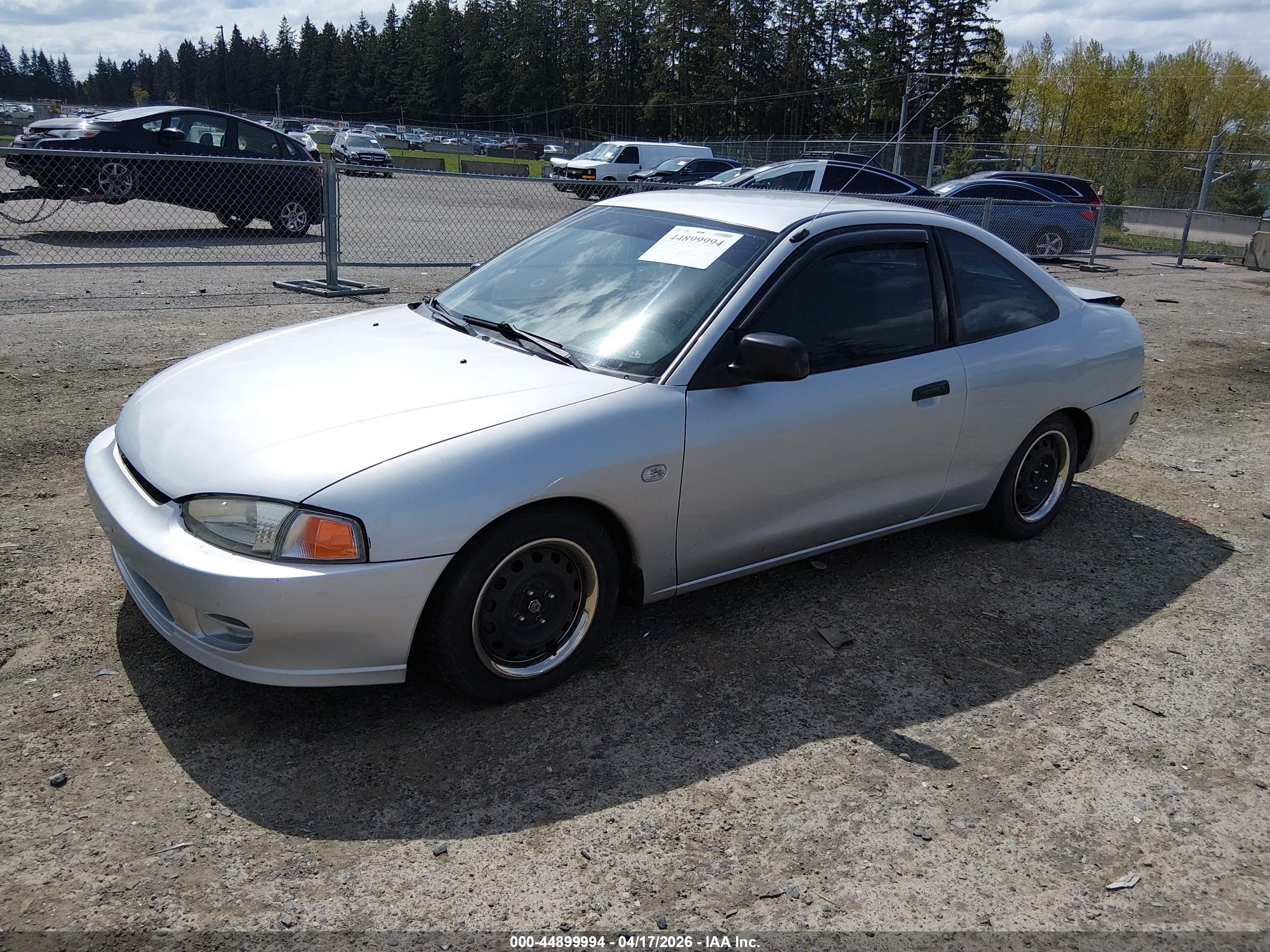 MITSUBISHI MIRAGE image 2
