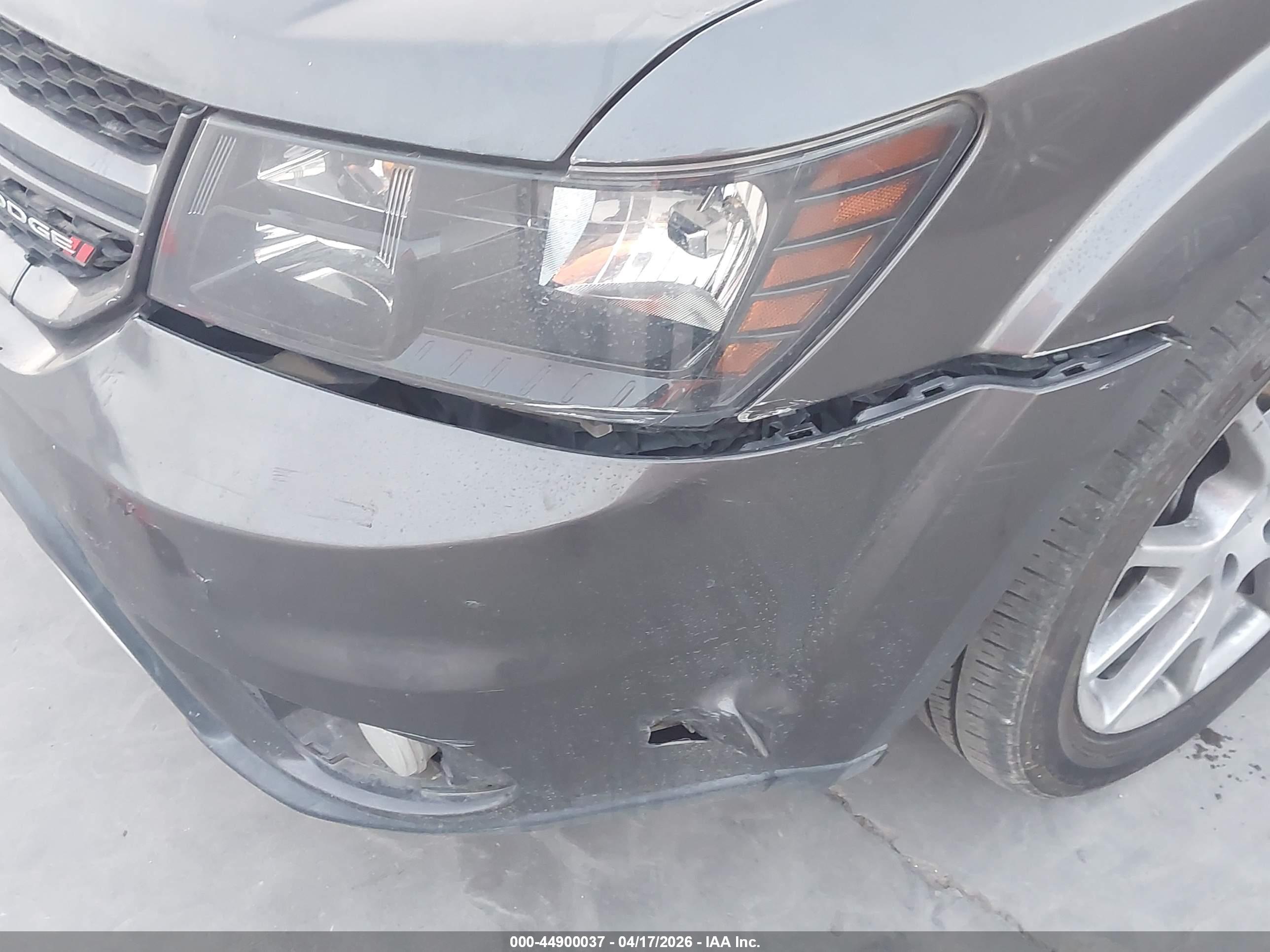 DODGE JOURNEY image 6