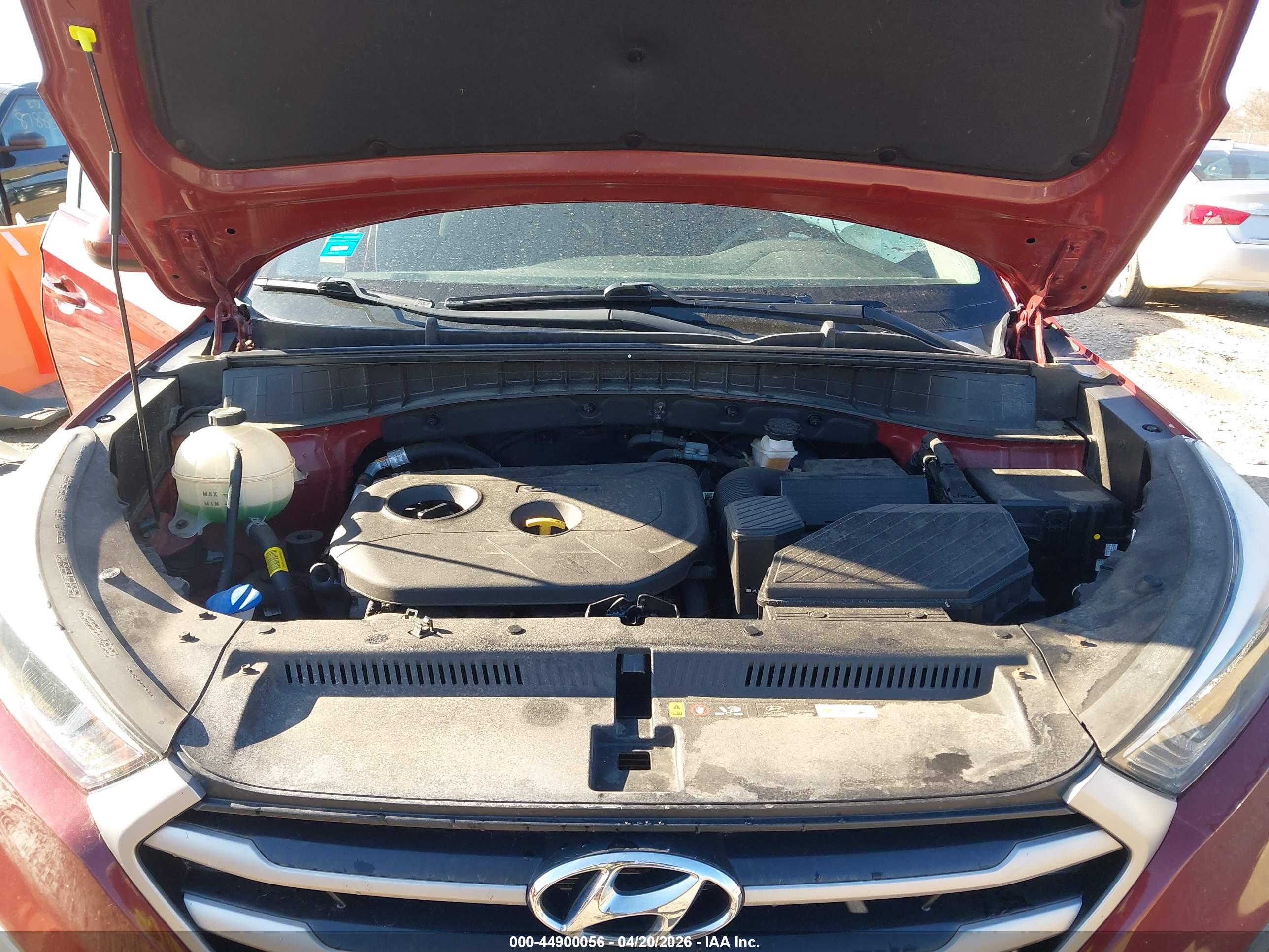 HYUNDAI TUCSON image 10