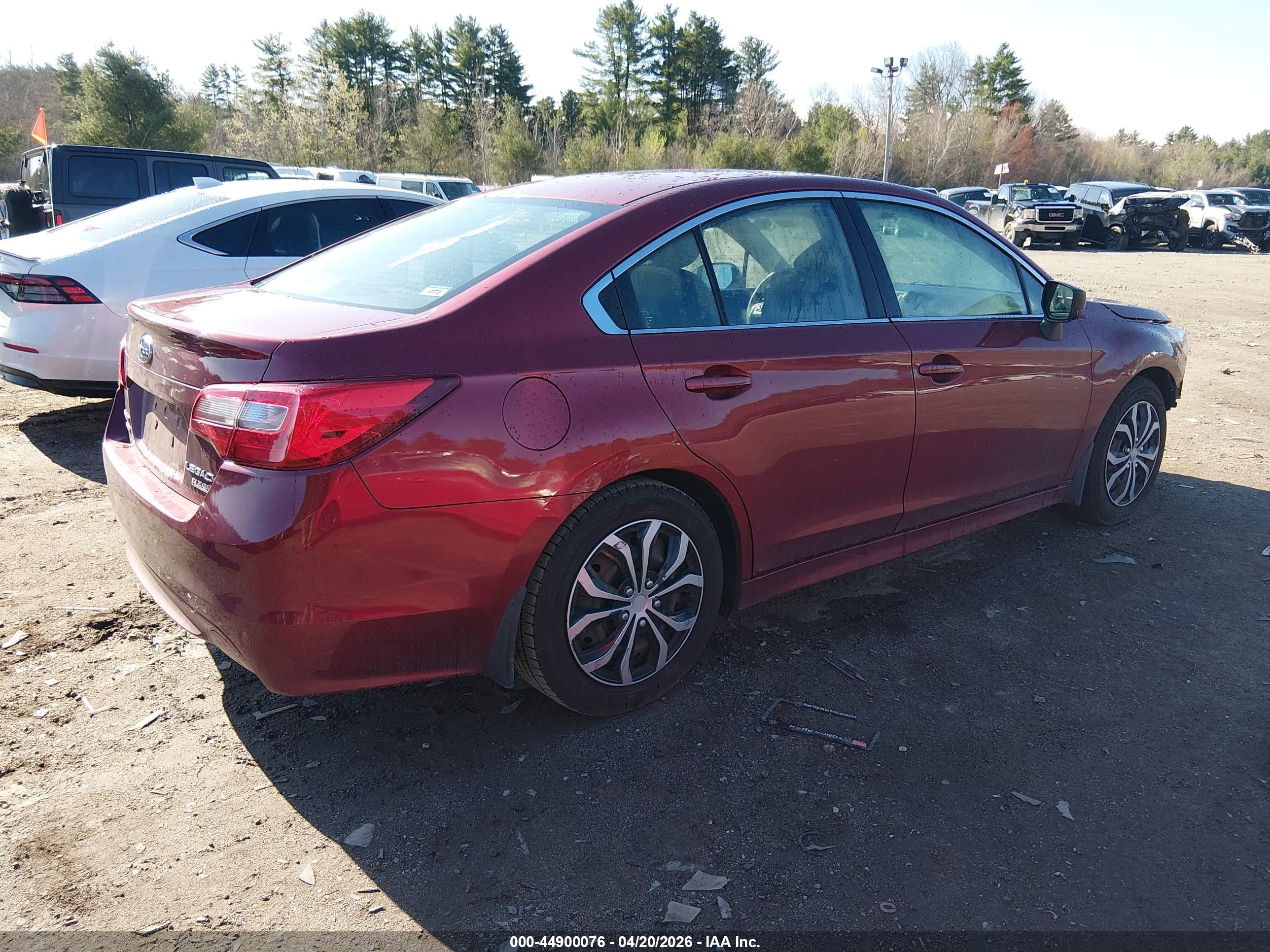 SUBARU LEGACY image 4