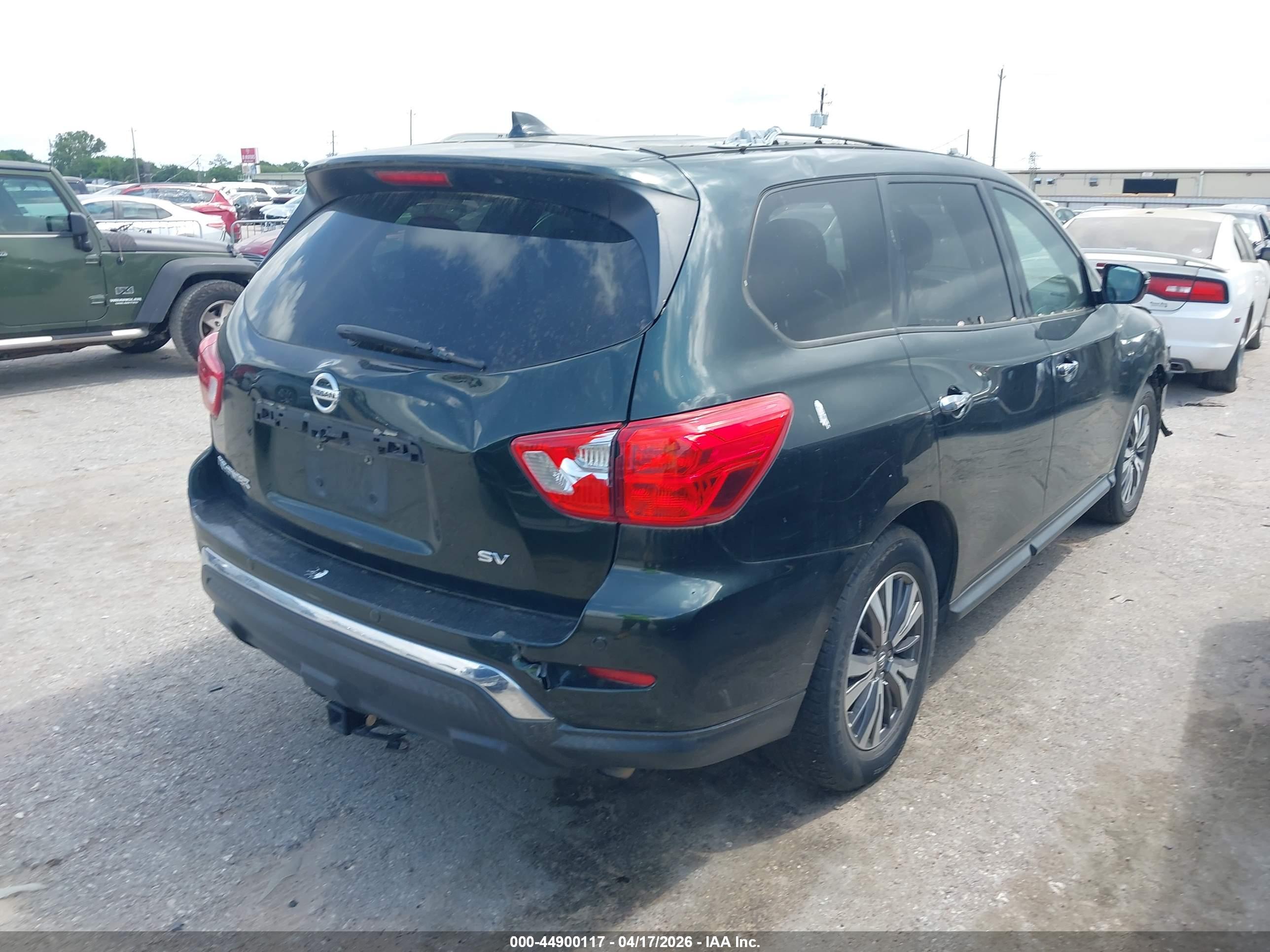 NISSAN PATHFINDER image 4
