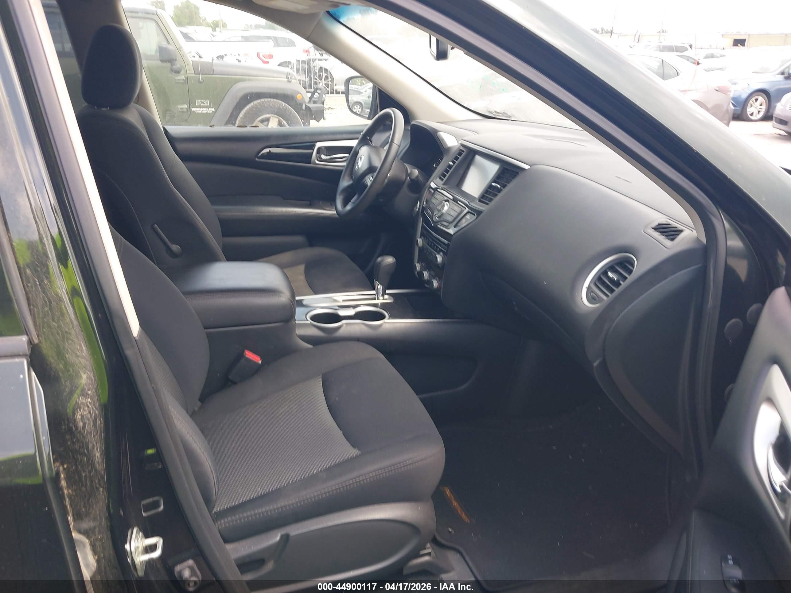 NISSAN PATHFINDER image 5