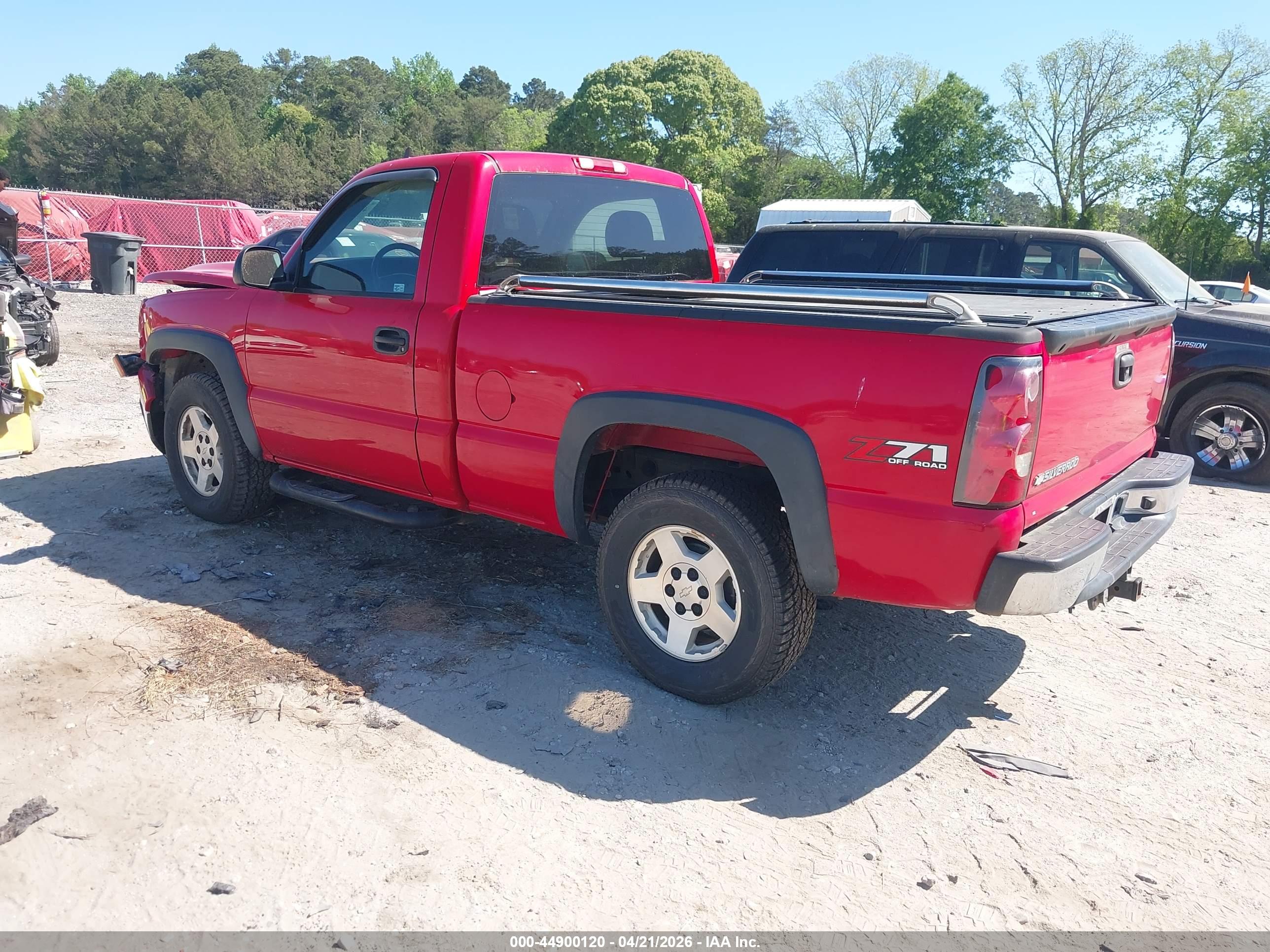 CHEVROLET SILVERADO image 3
