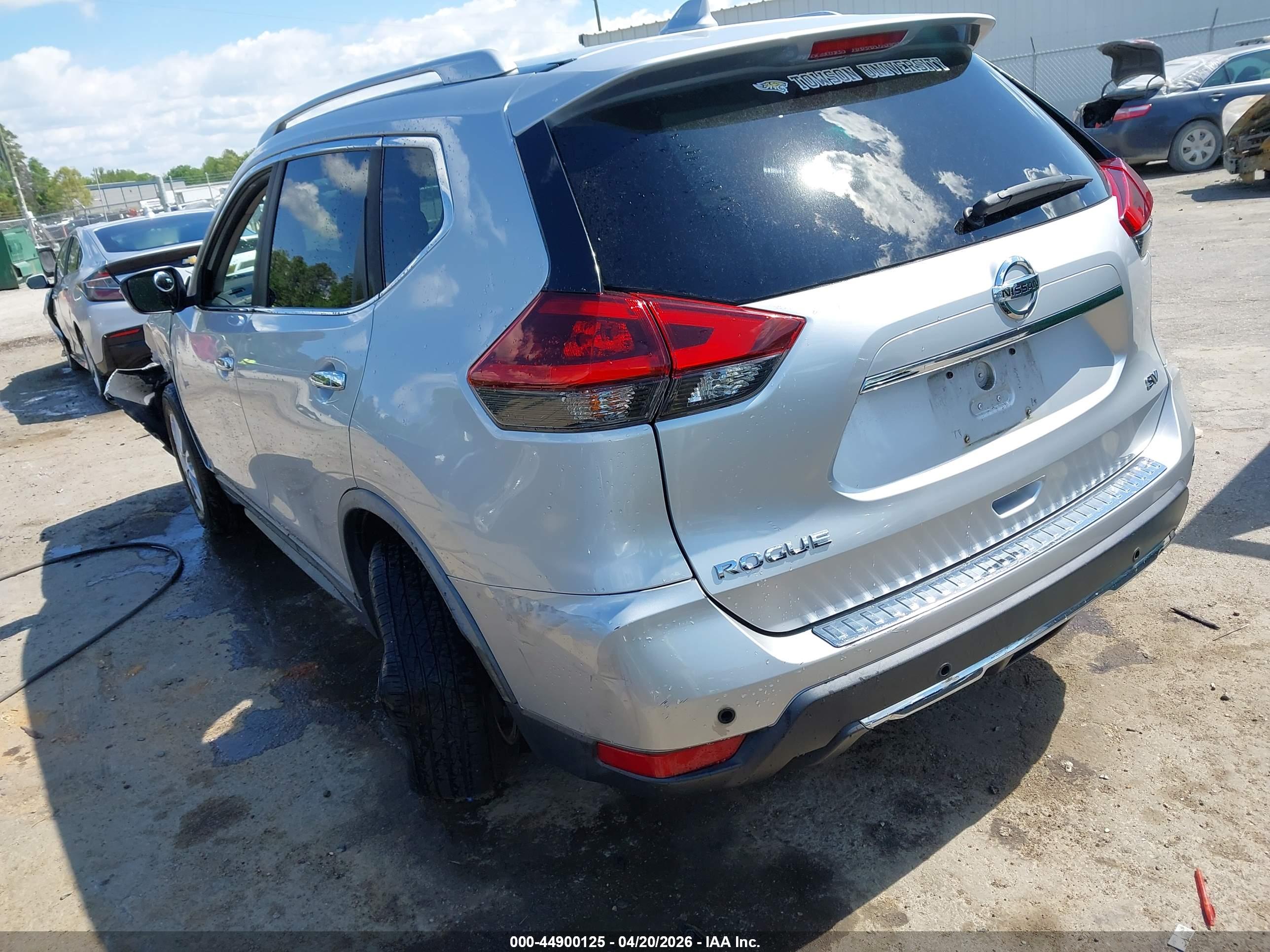 NISSAN ROGUE image 3