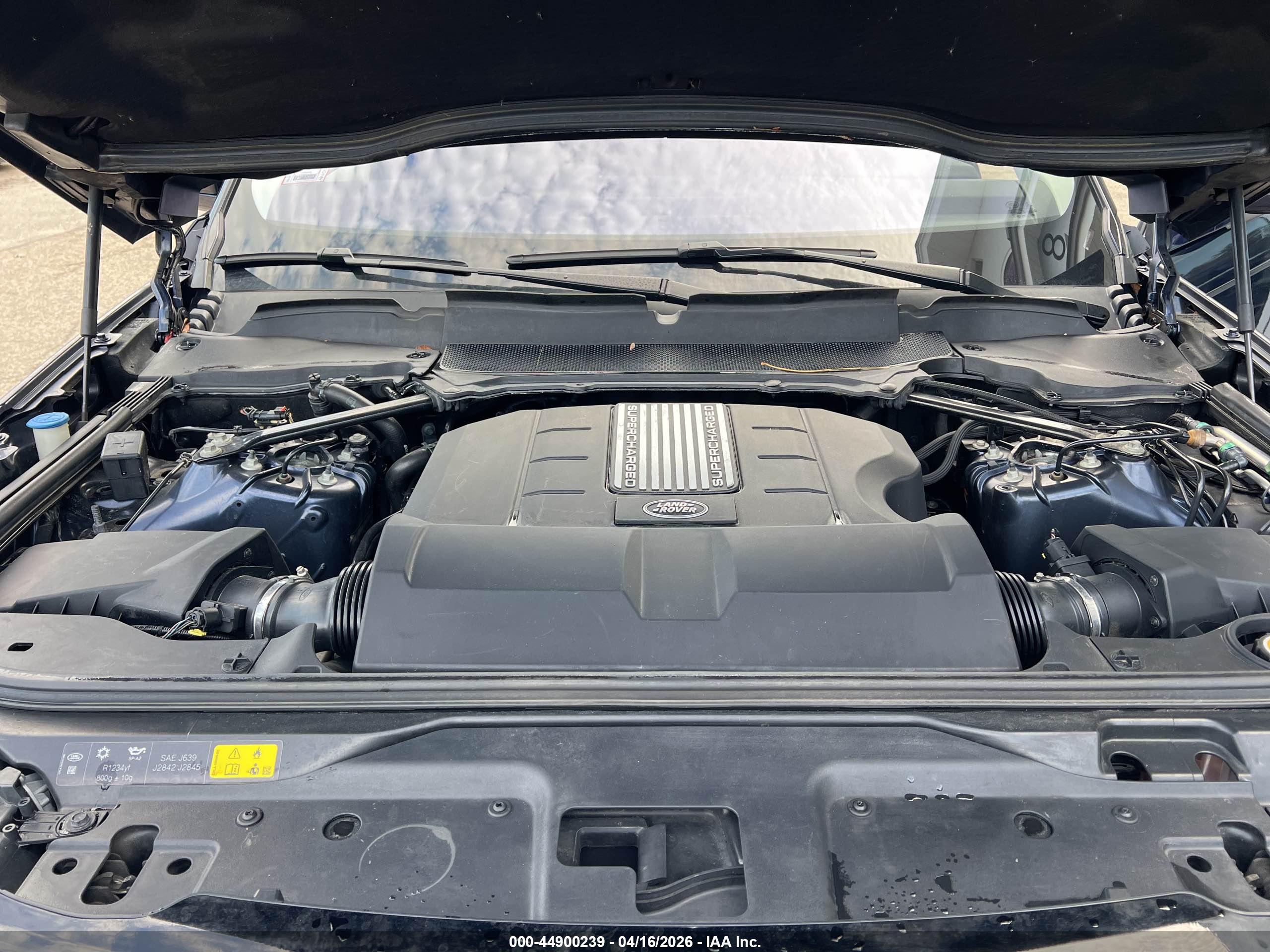 LAND ROVER image 10
