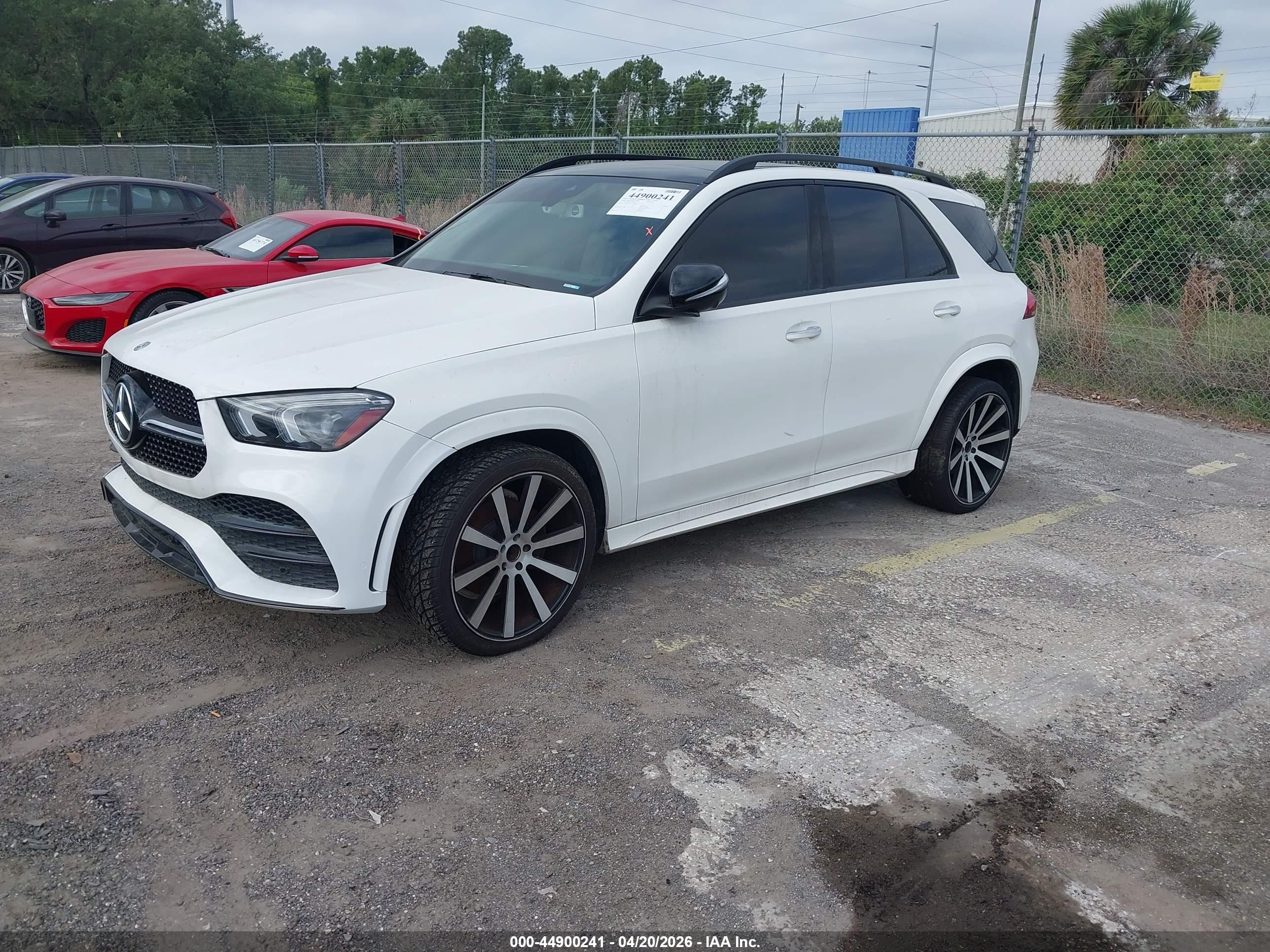 MERCEDES-BENZ GLE image 2