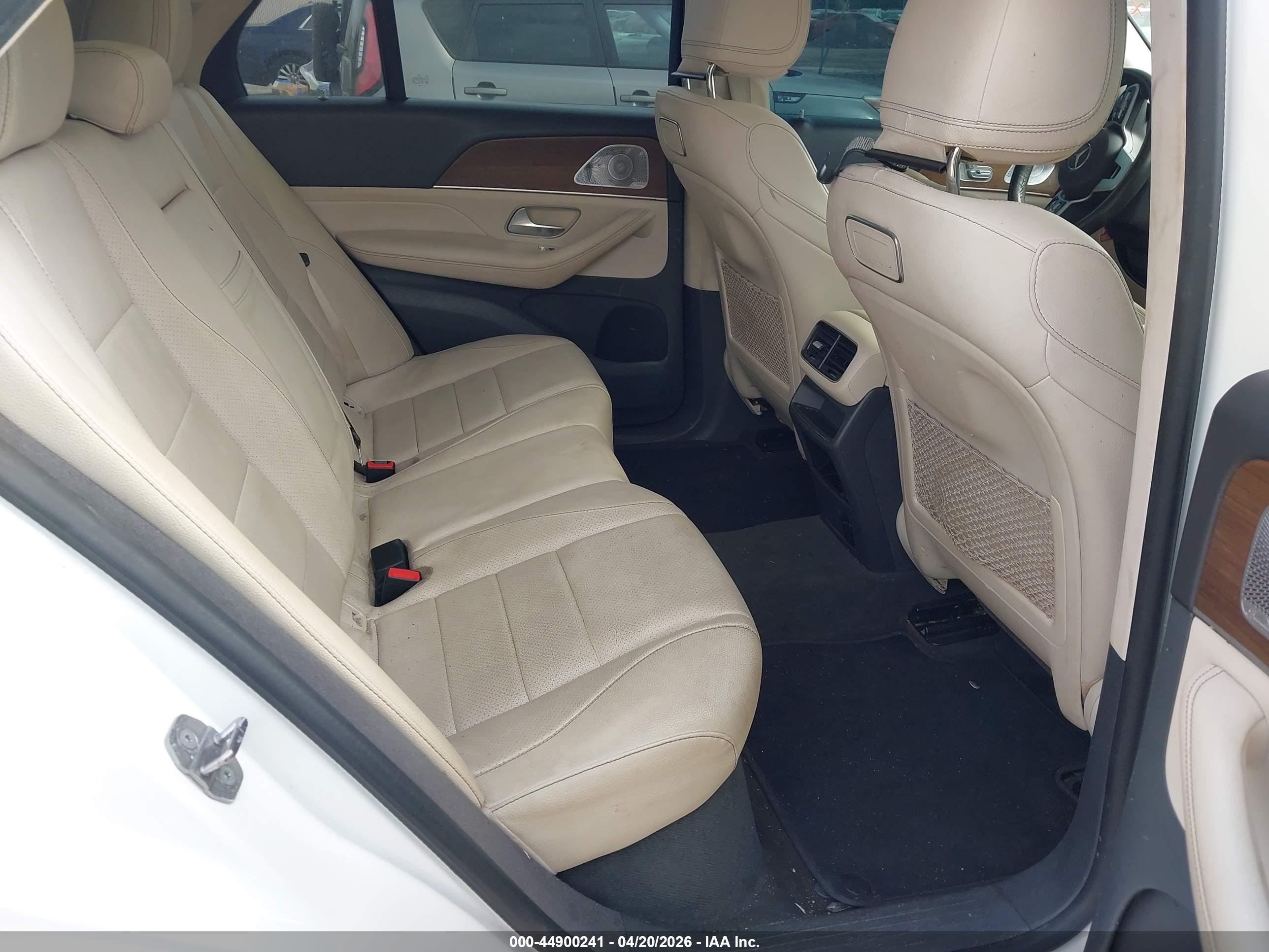 MERCEDES-BENZ GLE image 8