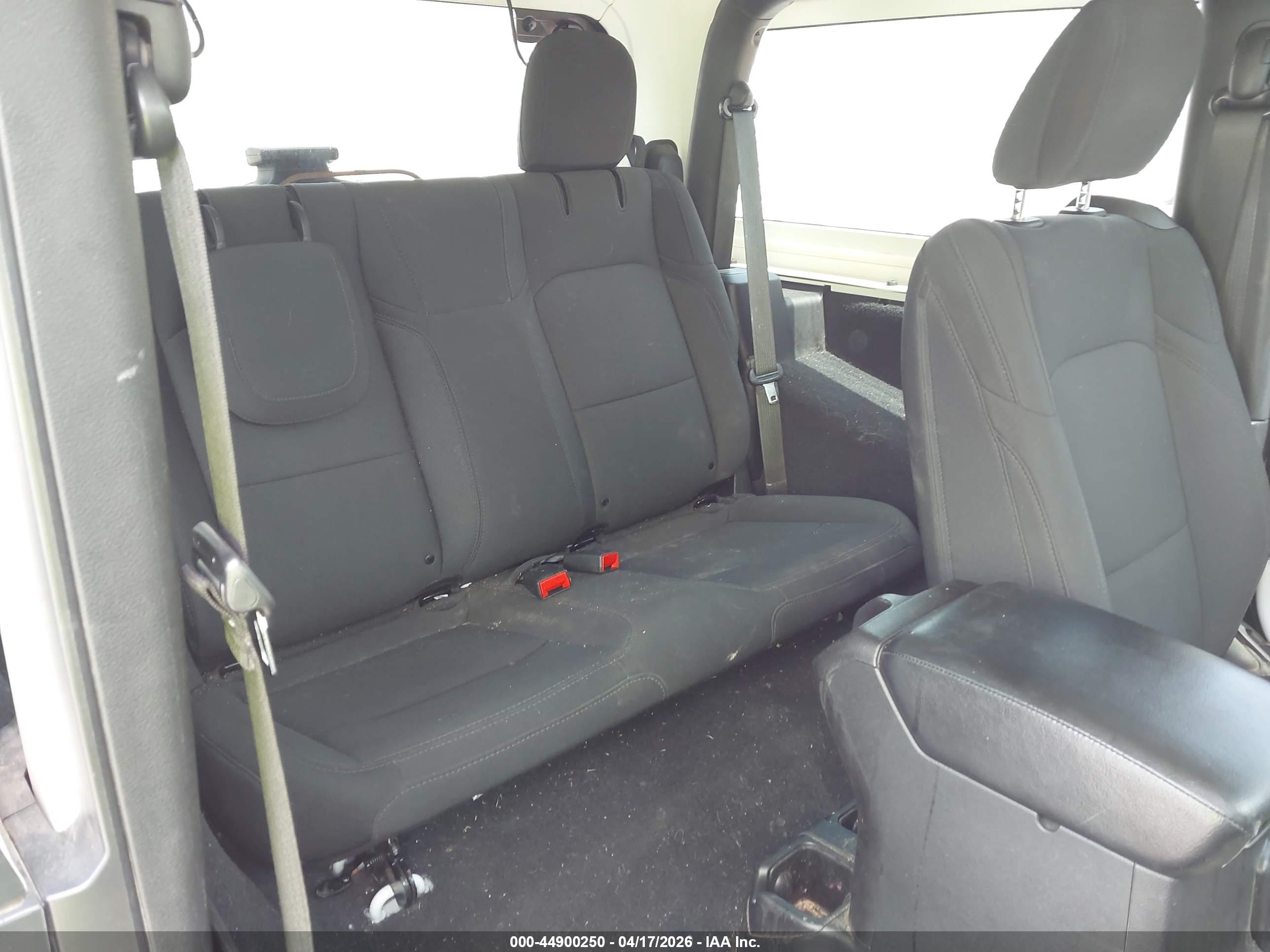 JEEP WRANGLER image 8