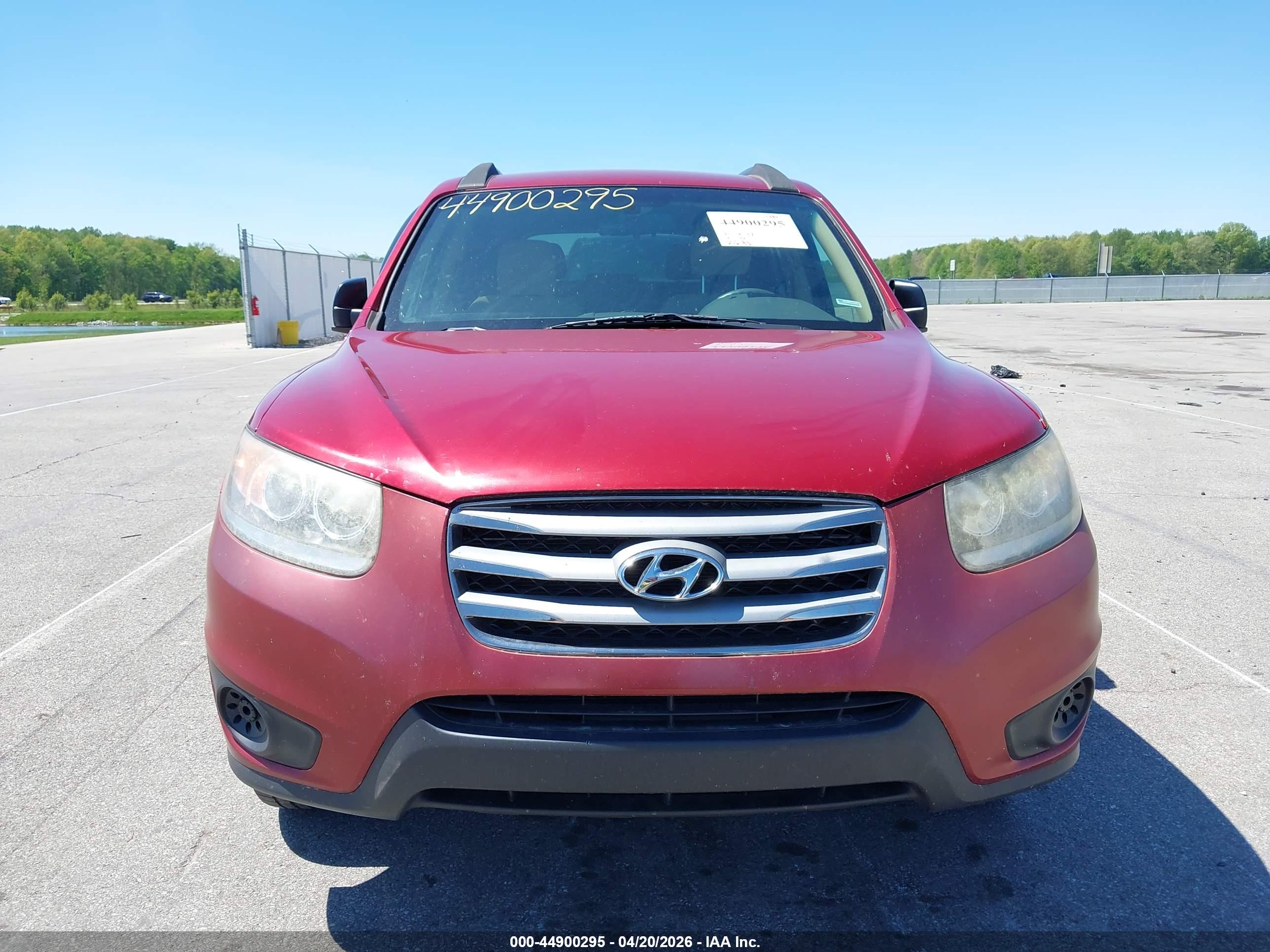HYUNDAI SANTA image 6