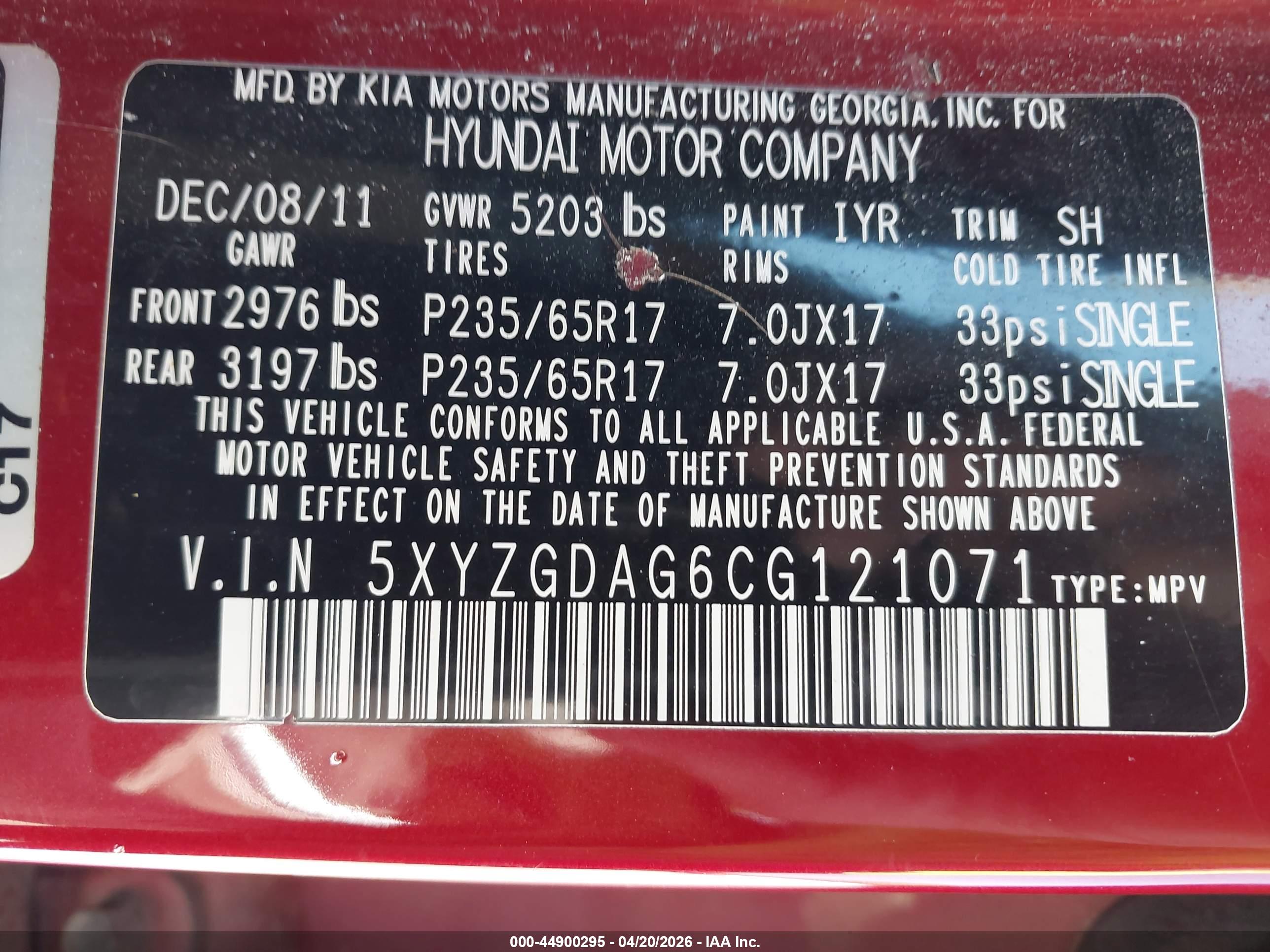 HYUNDAI SANTA image 9