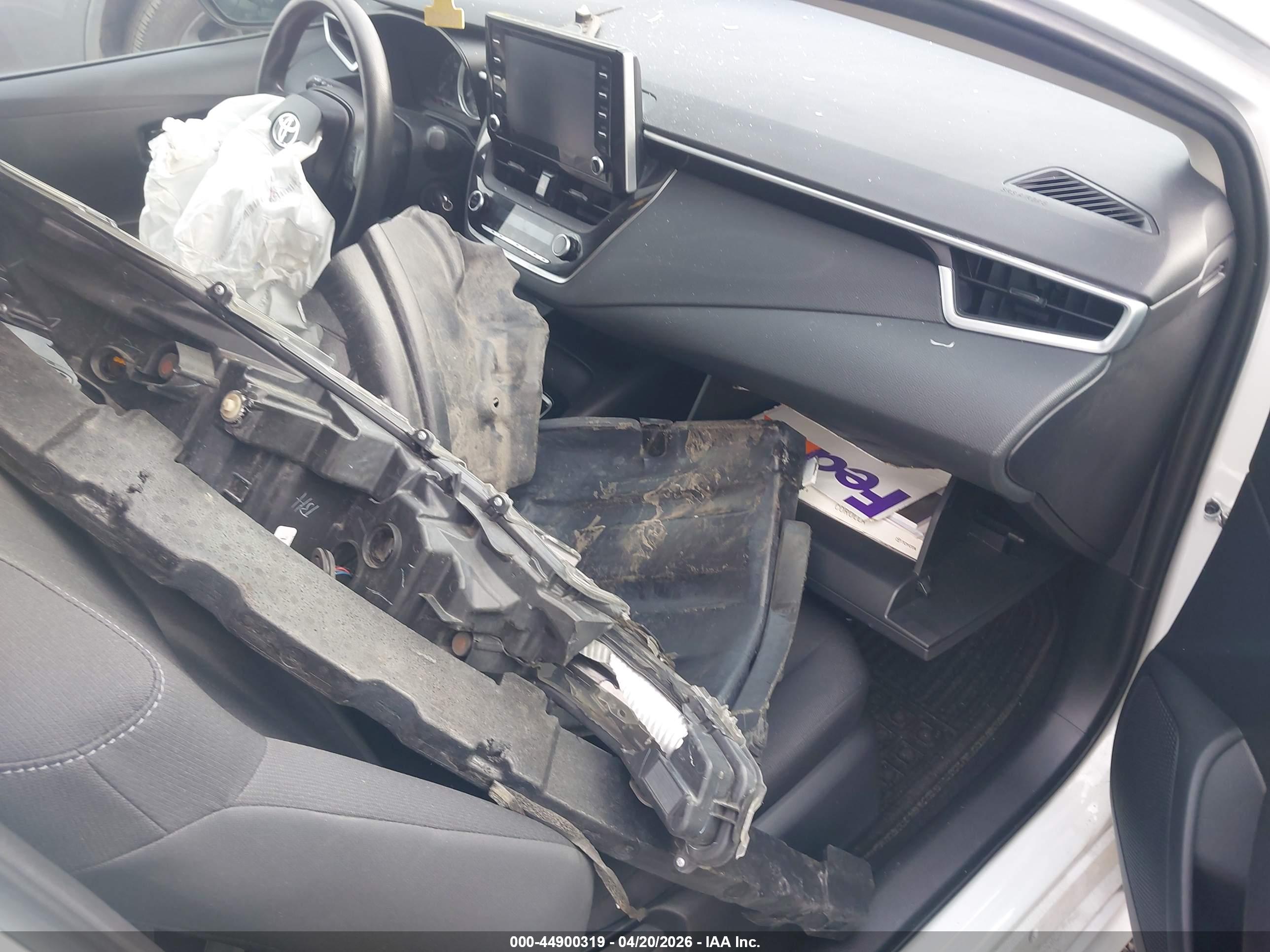 TOYOTA COROLLA image 5