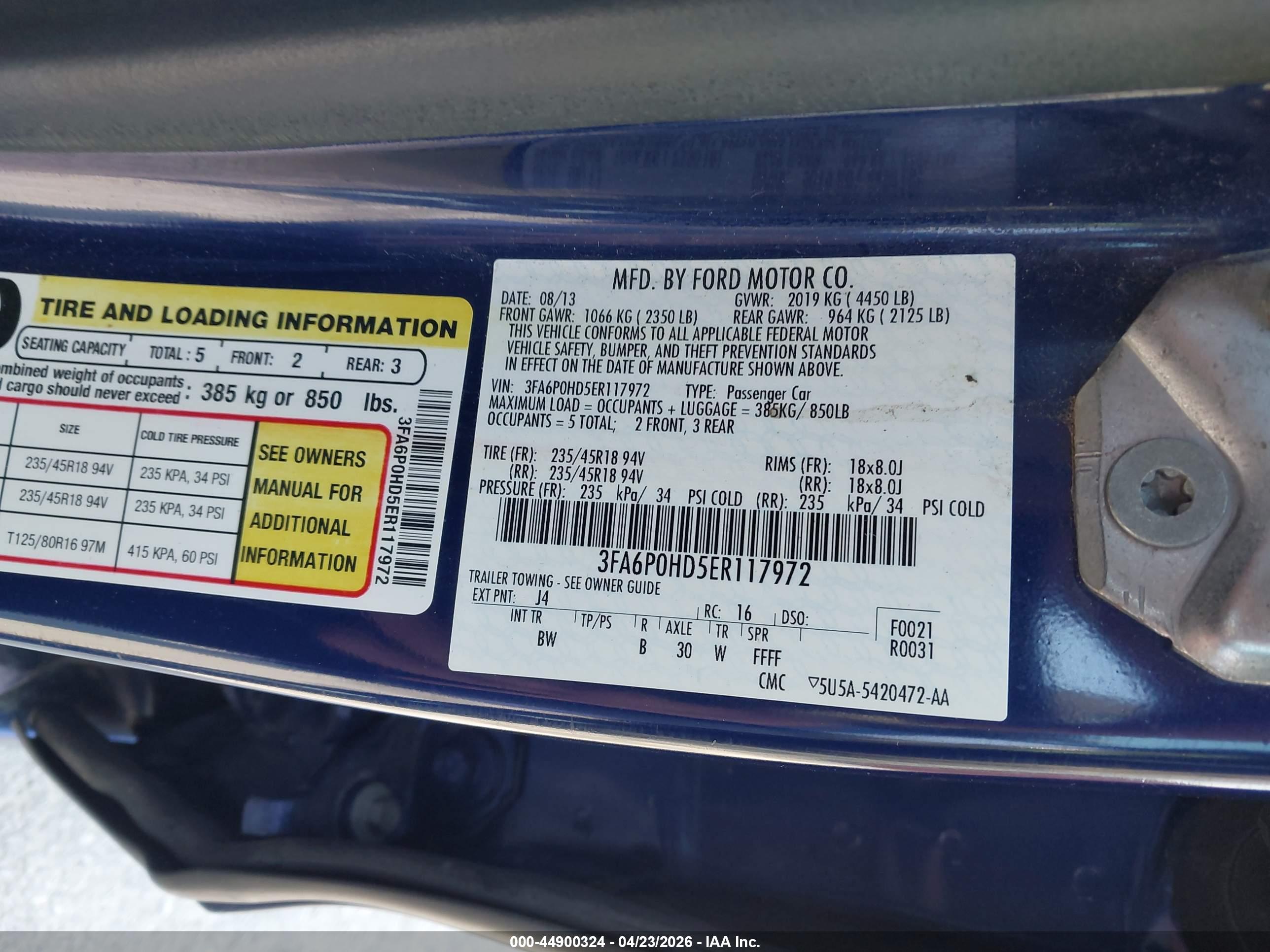 FORD FUSION image 9