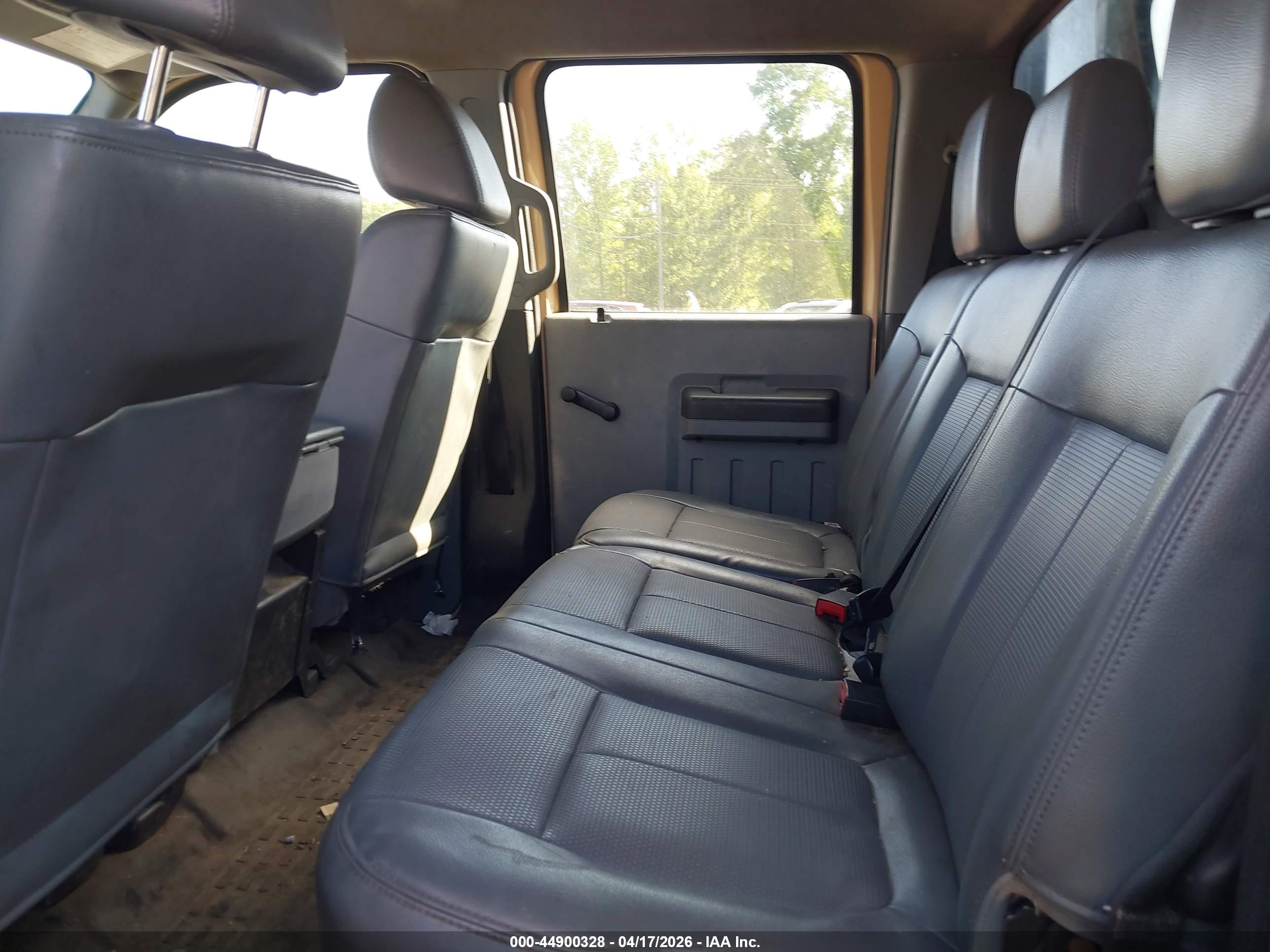 FORD F-450 image 7
