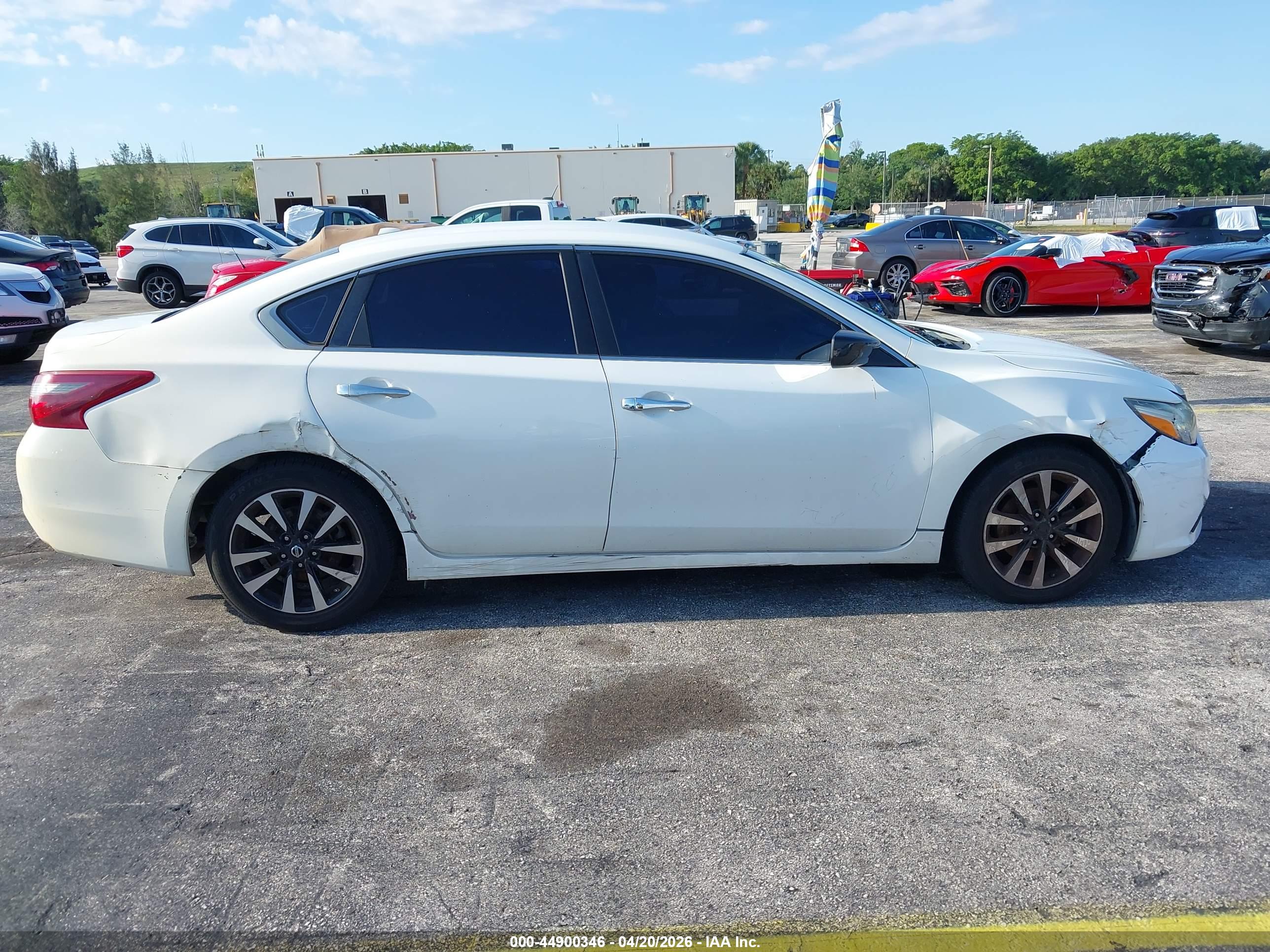 NISSAN ALTIMA image 6