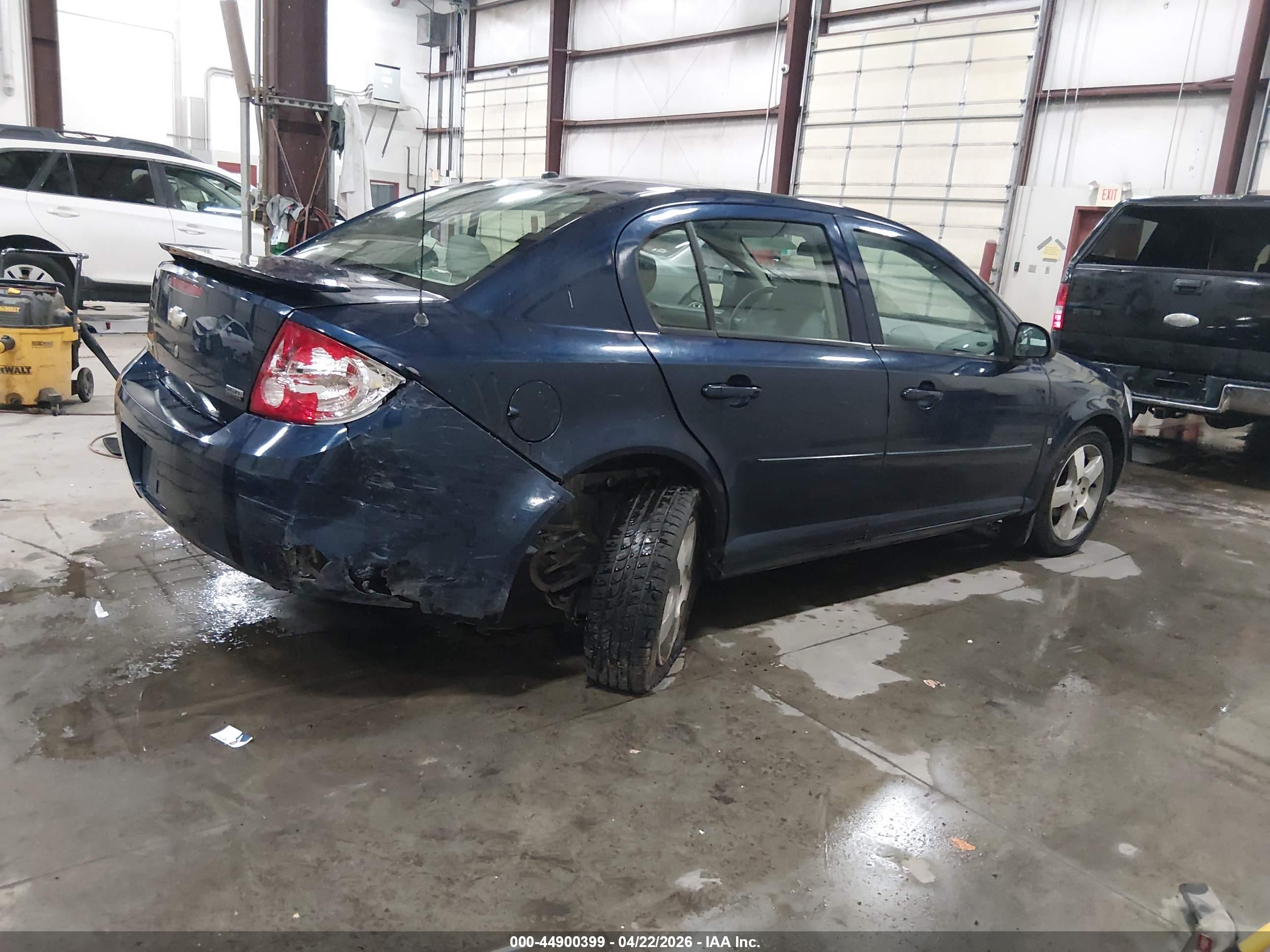 CHEVROLET COBALT image 6