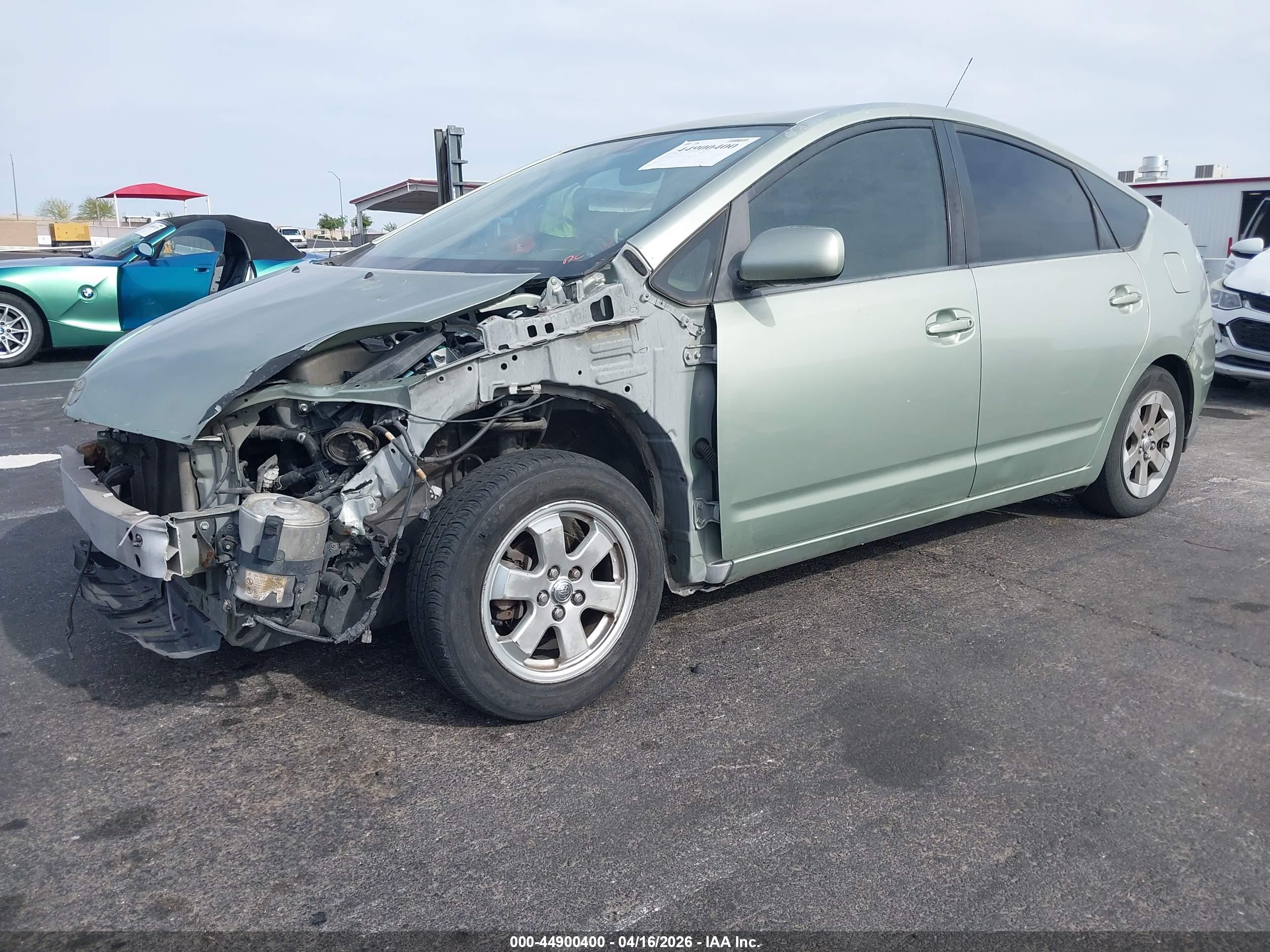 TOYOTA PRIUS image 2