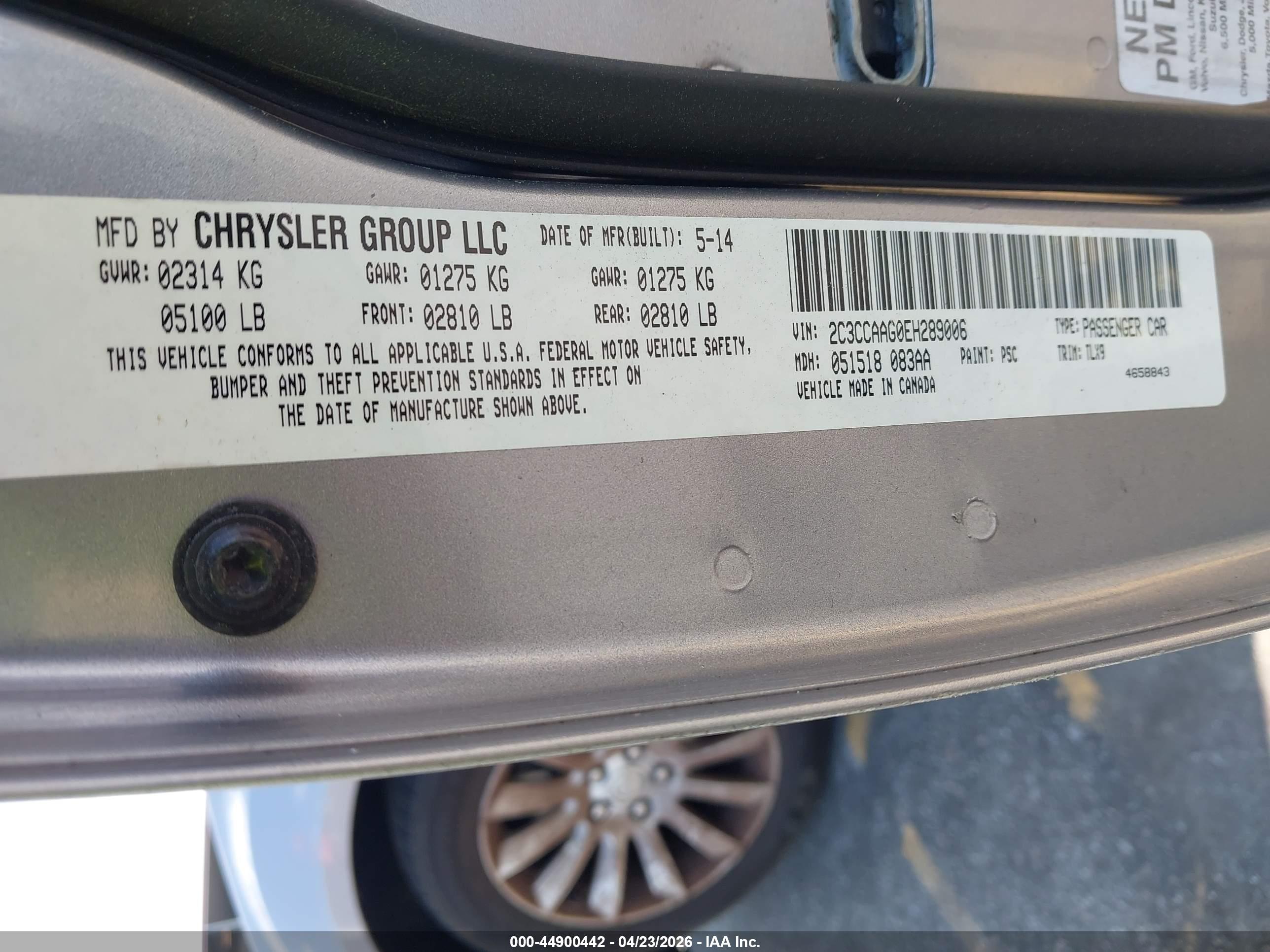 CHRYSLER 300 image 9