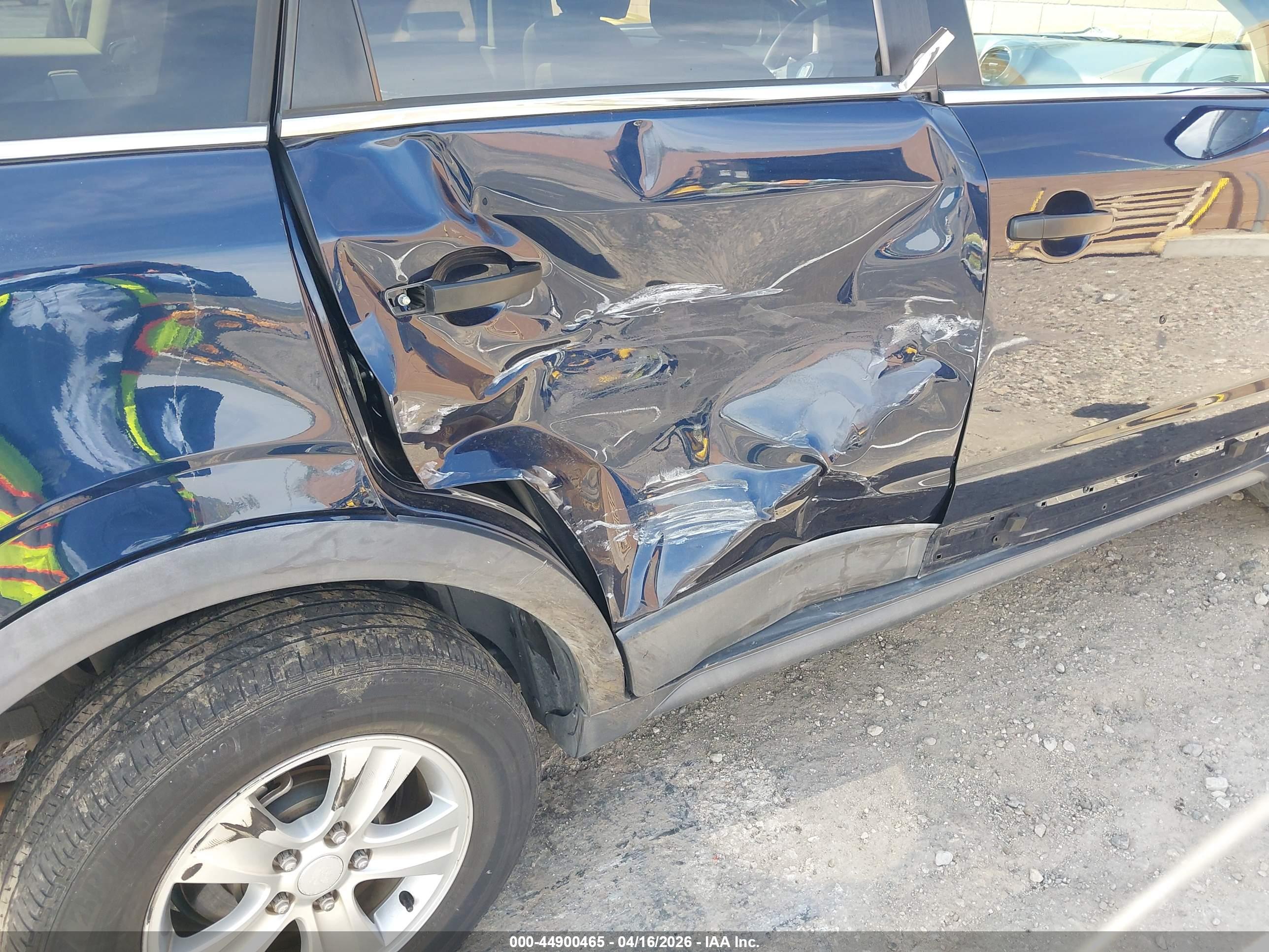 SATURN VUE image 6