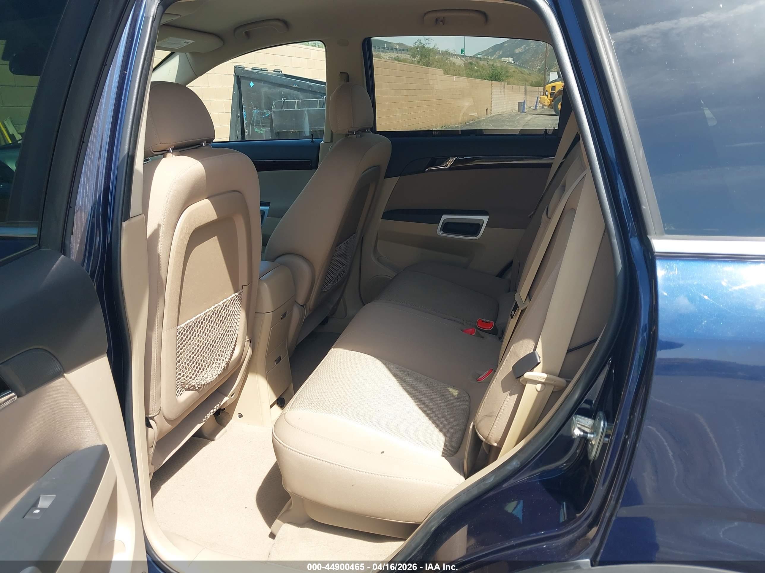 SATURN VUE image 8