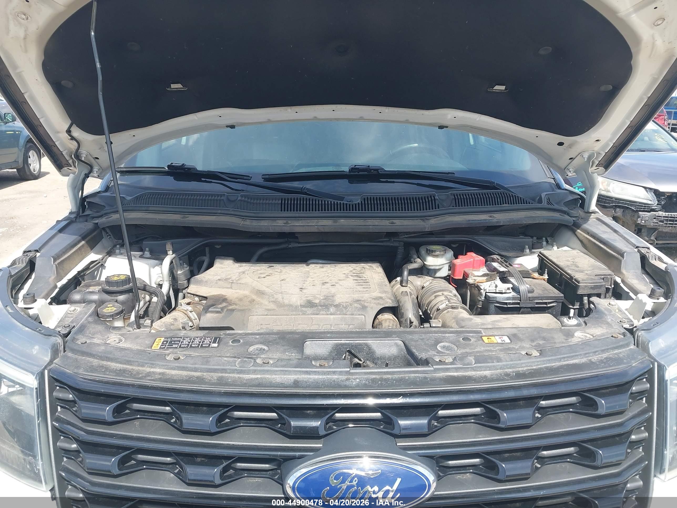 FORD EXPLORER image 10