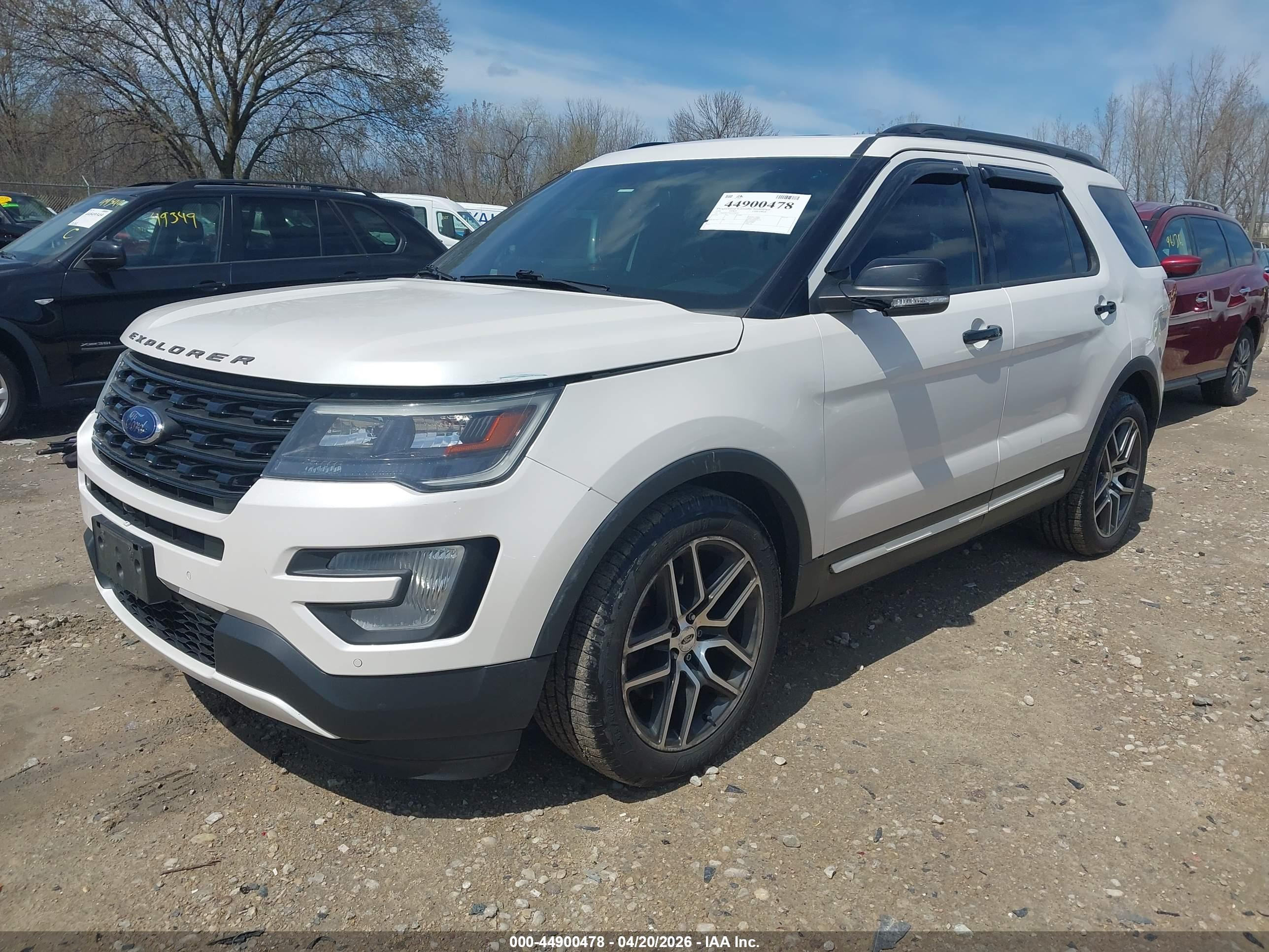 FORD EXPLORER image 2