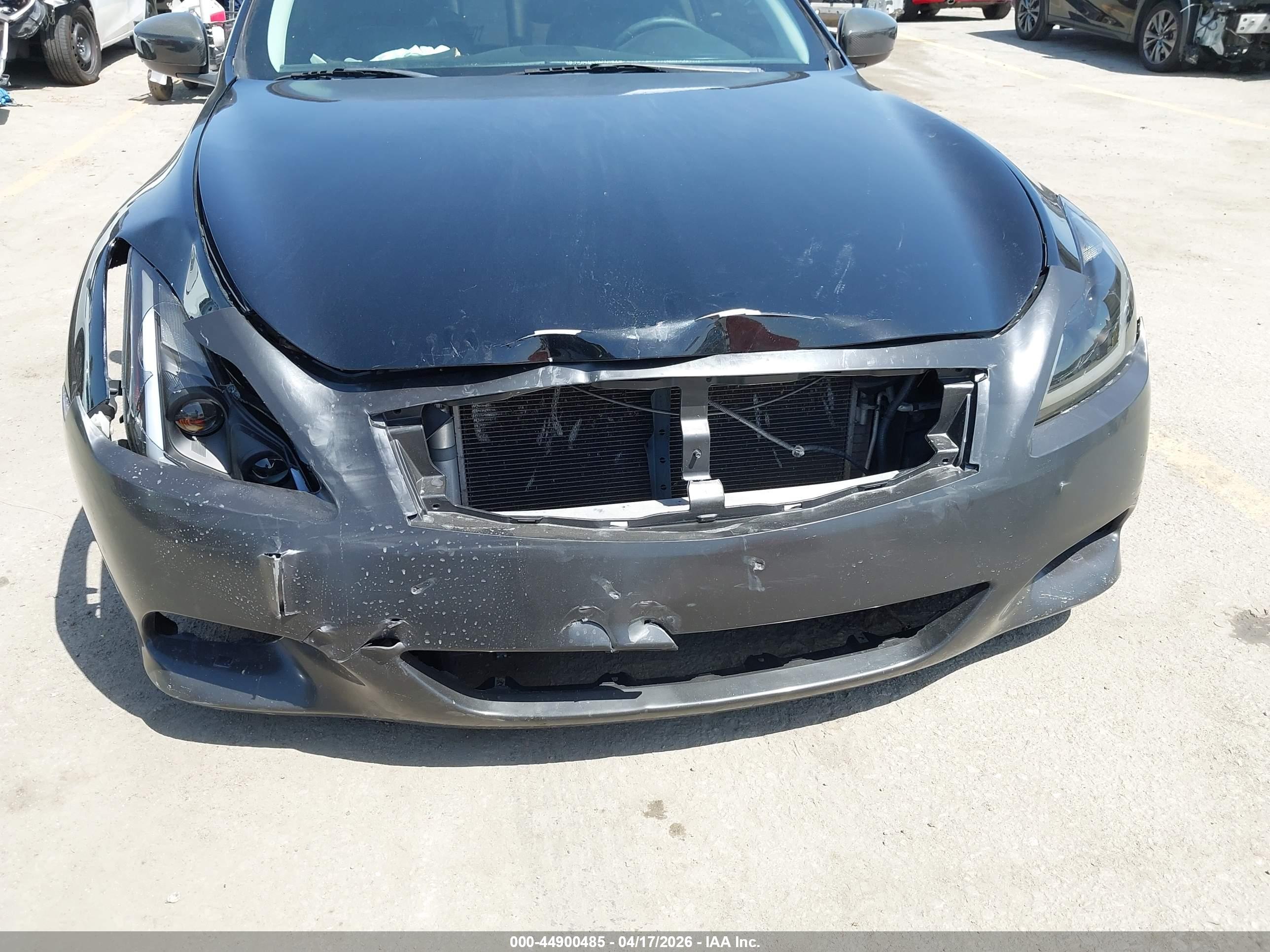 INFINITI G37 image 6