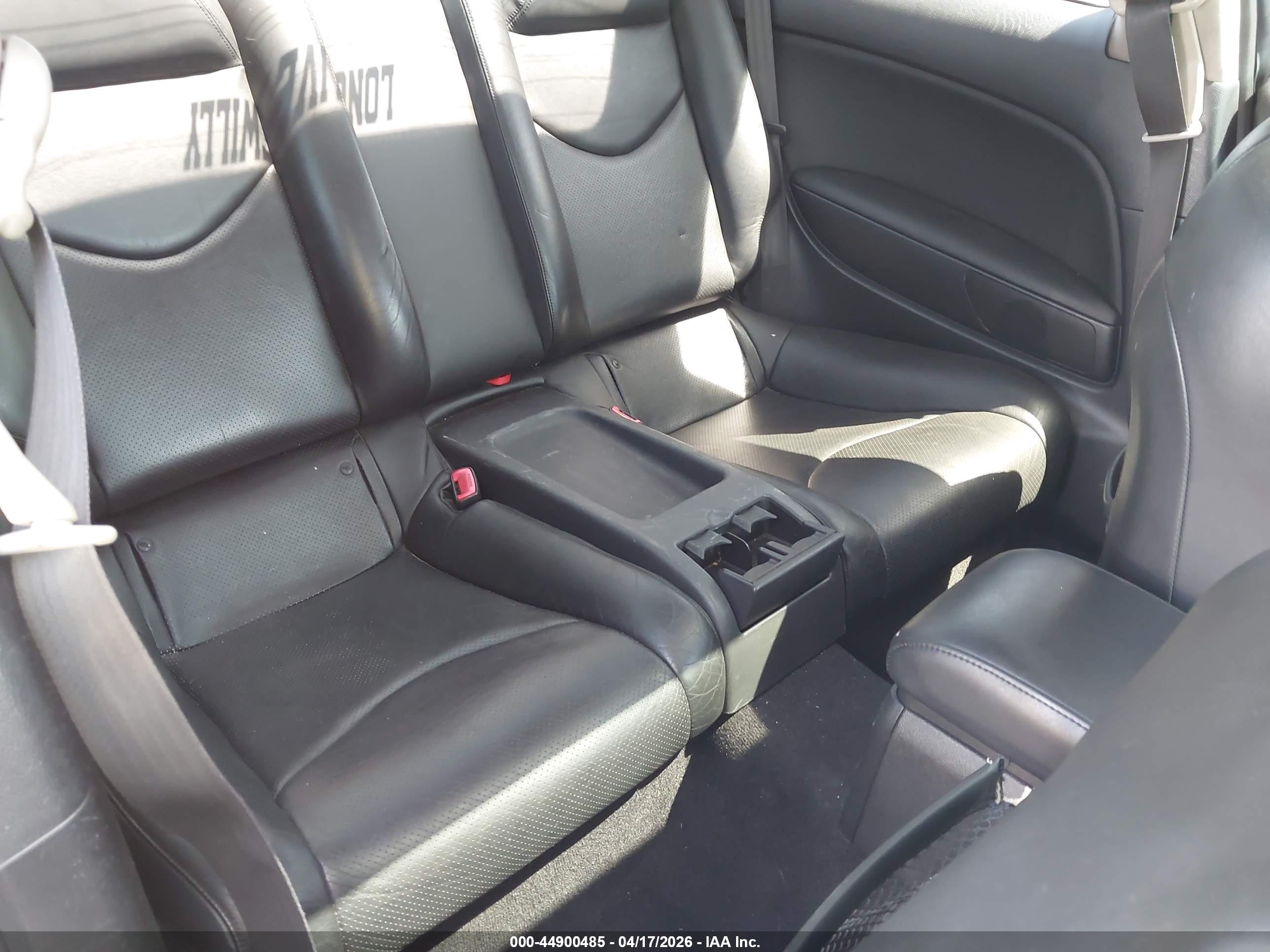 INFINITI G37 image 8