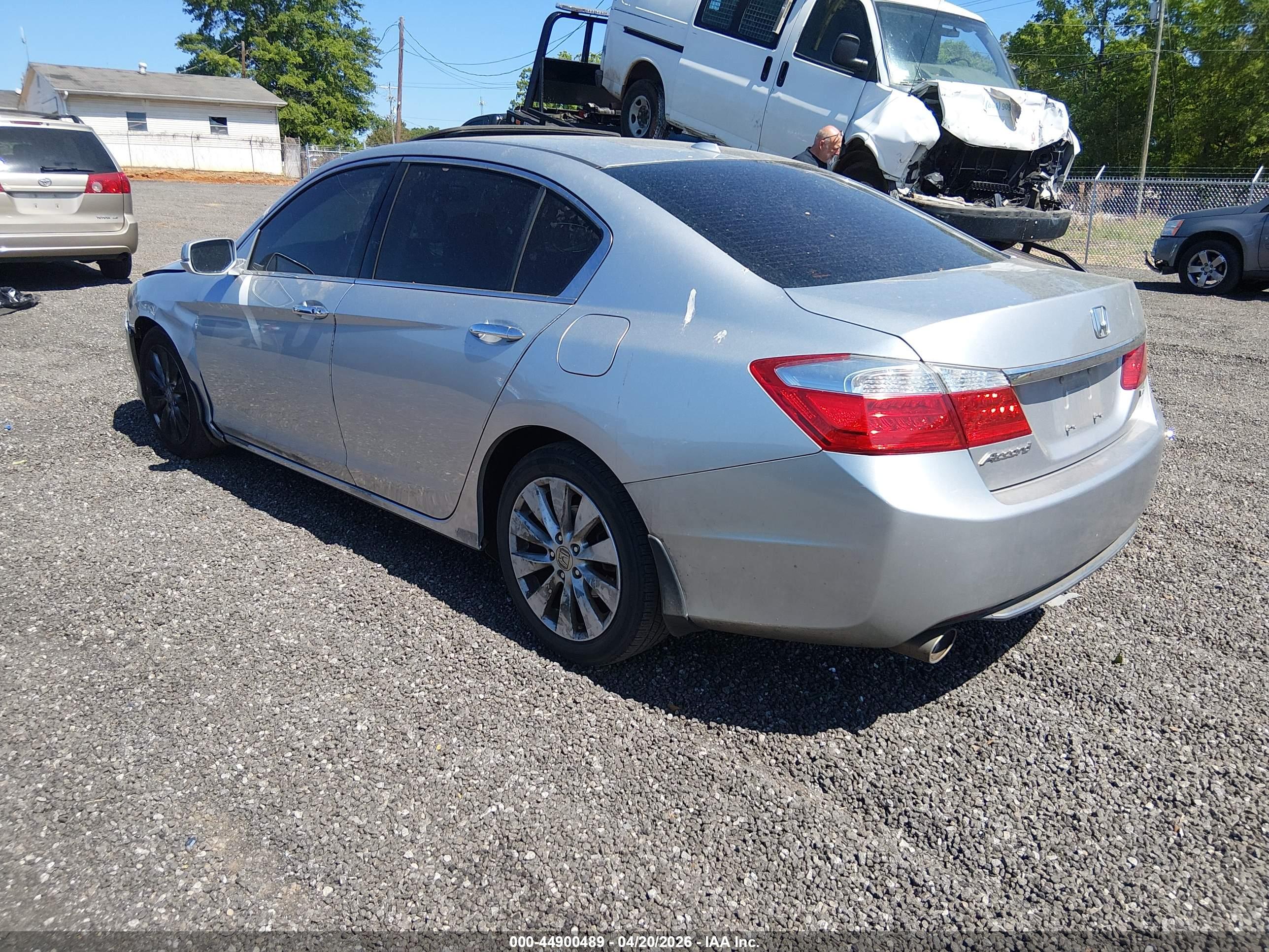 HONDA ACCORD image 3