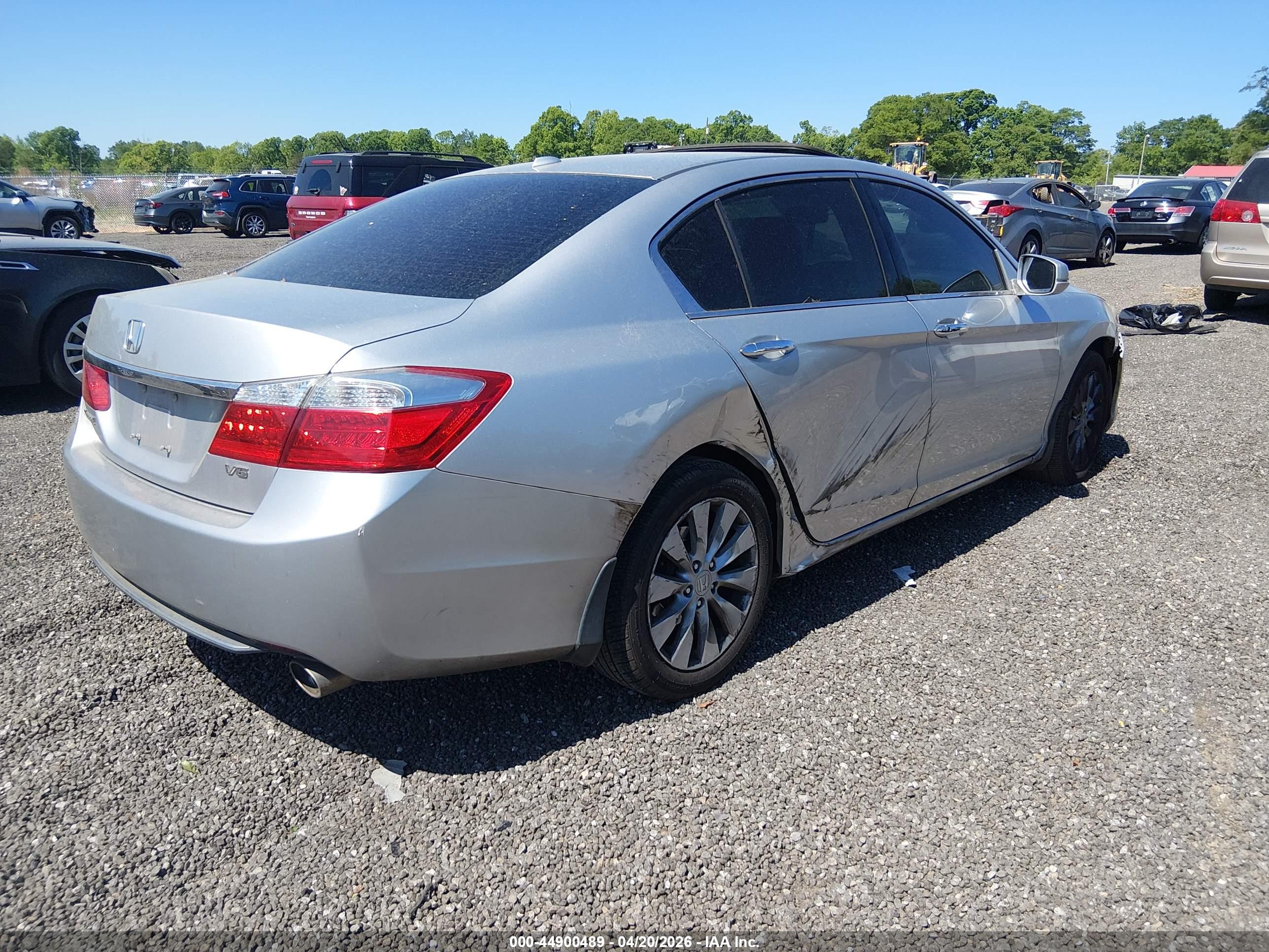 HONDA ACCORD image 4