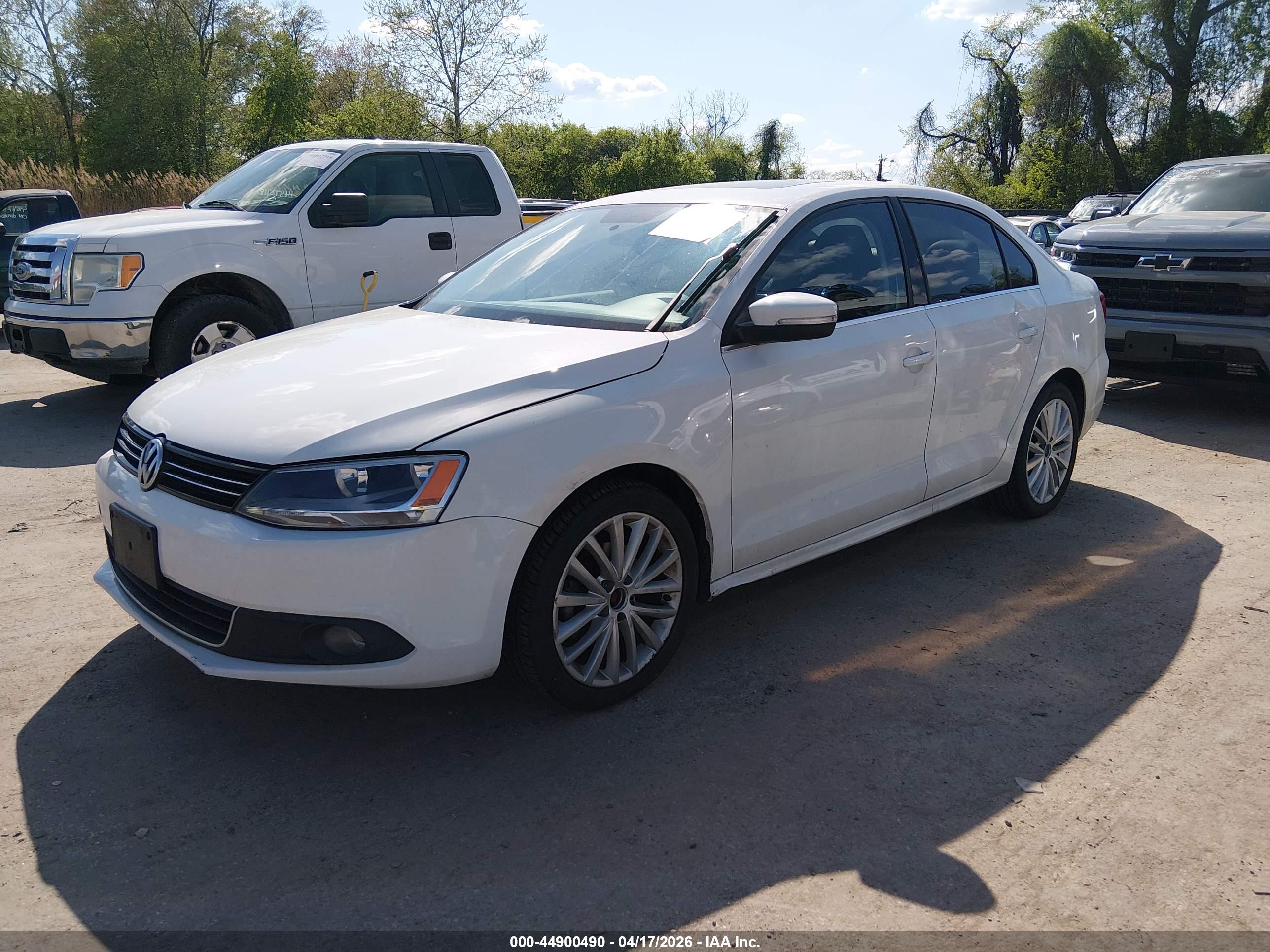 VOLKSWAGEN JETTA image 2